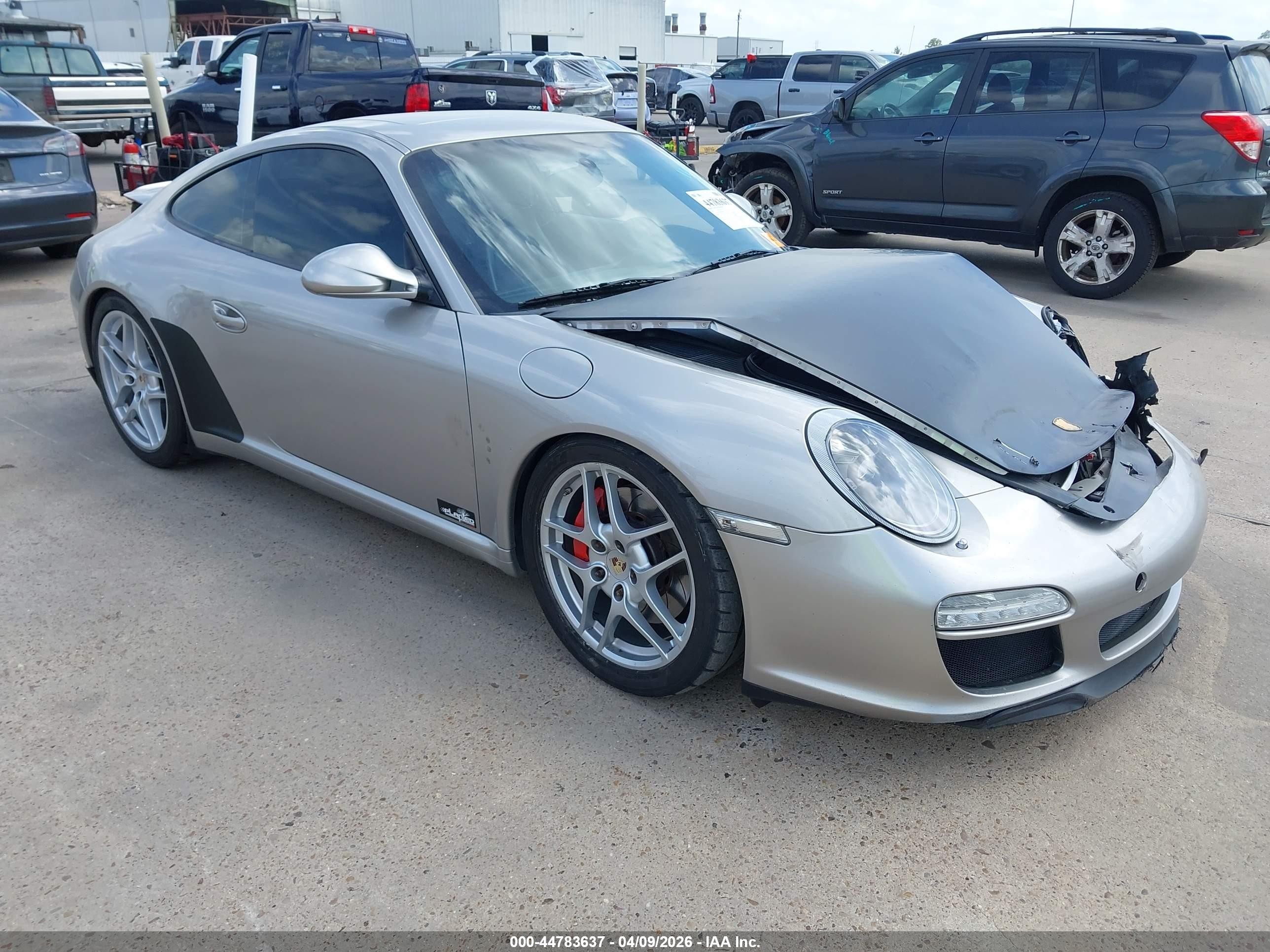 2011 Porsche 911 Carrera S, VIN WP0AB2A94BS720755 — Front end