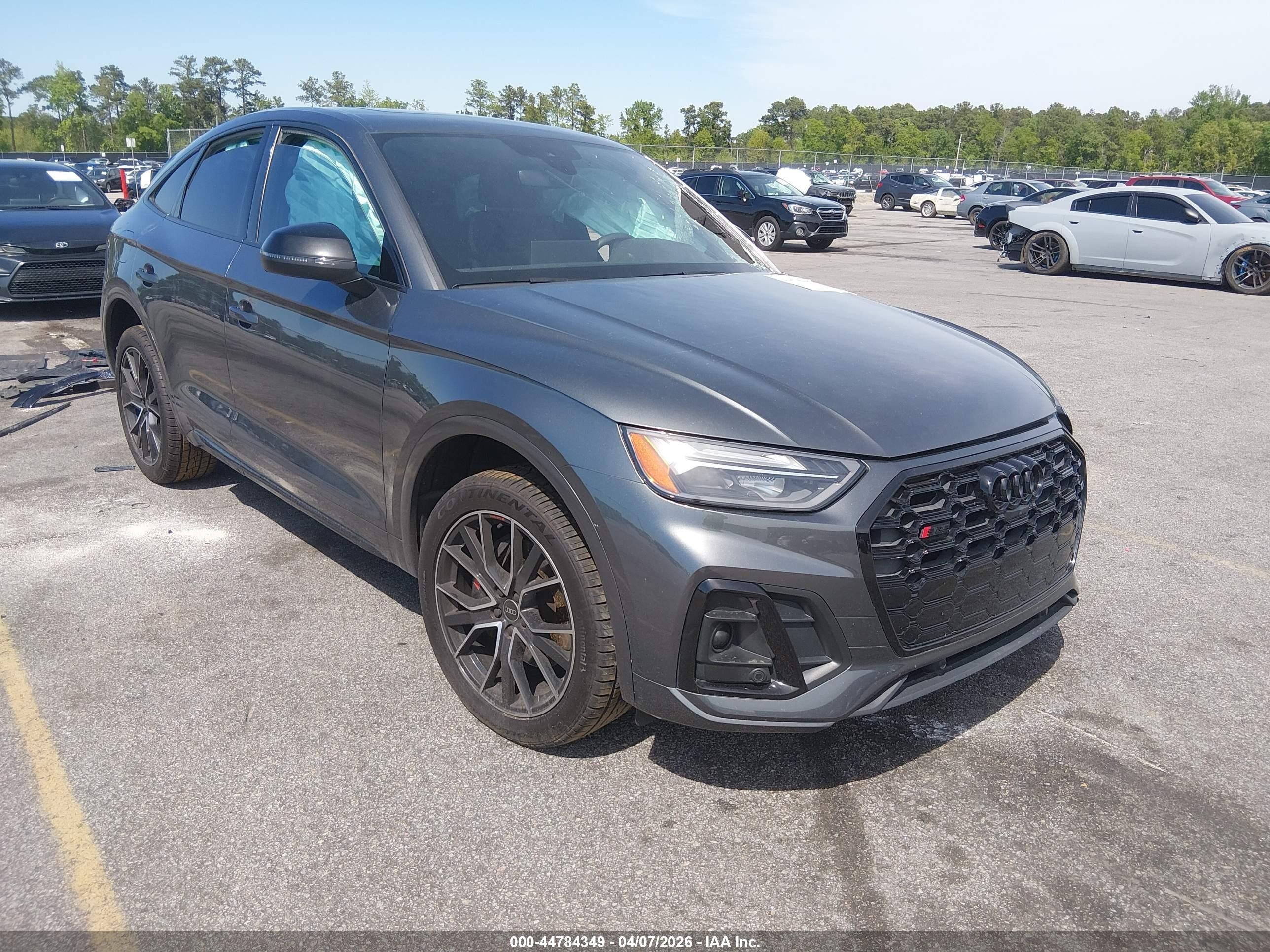 2022 Audi SQ5 Sportback Premium Plus, VIN WA124AFY7N2136762 — Side