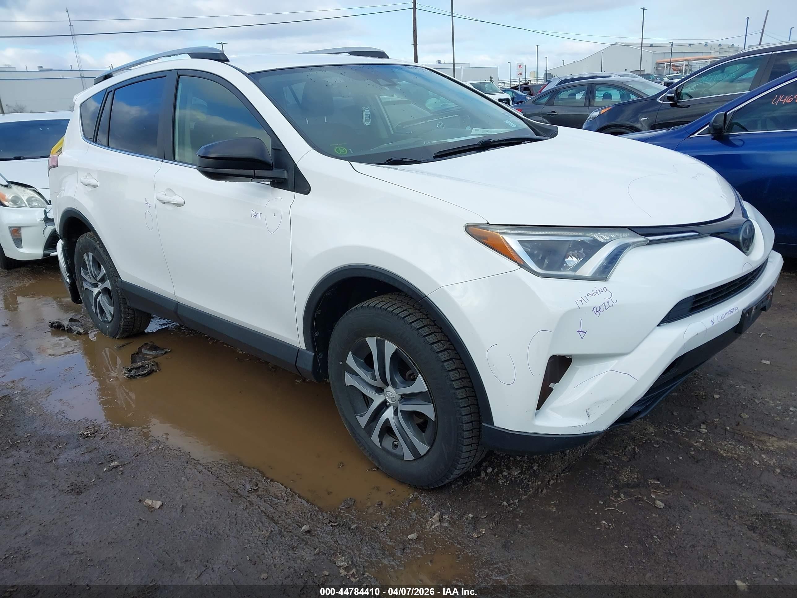 2018 Toyota RAV4 LE, VIN JTMZFREV0JJ157571 — All over