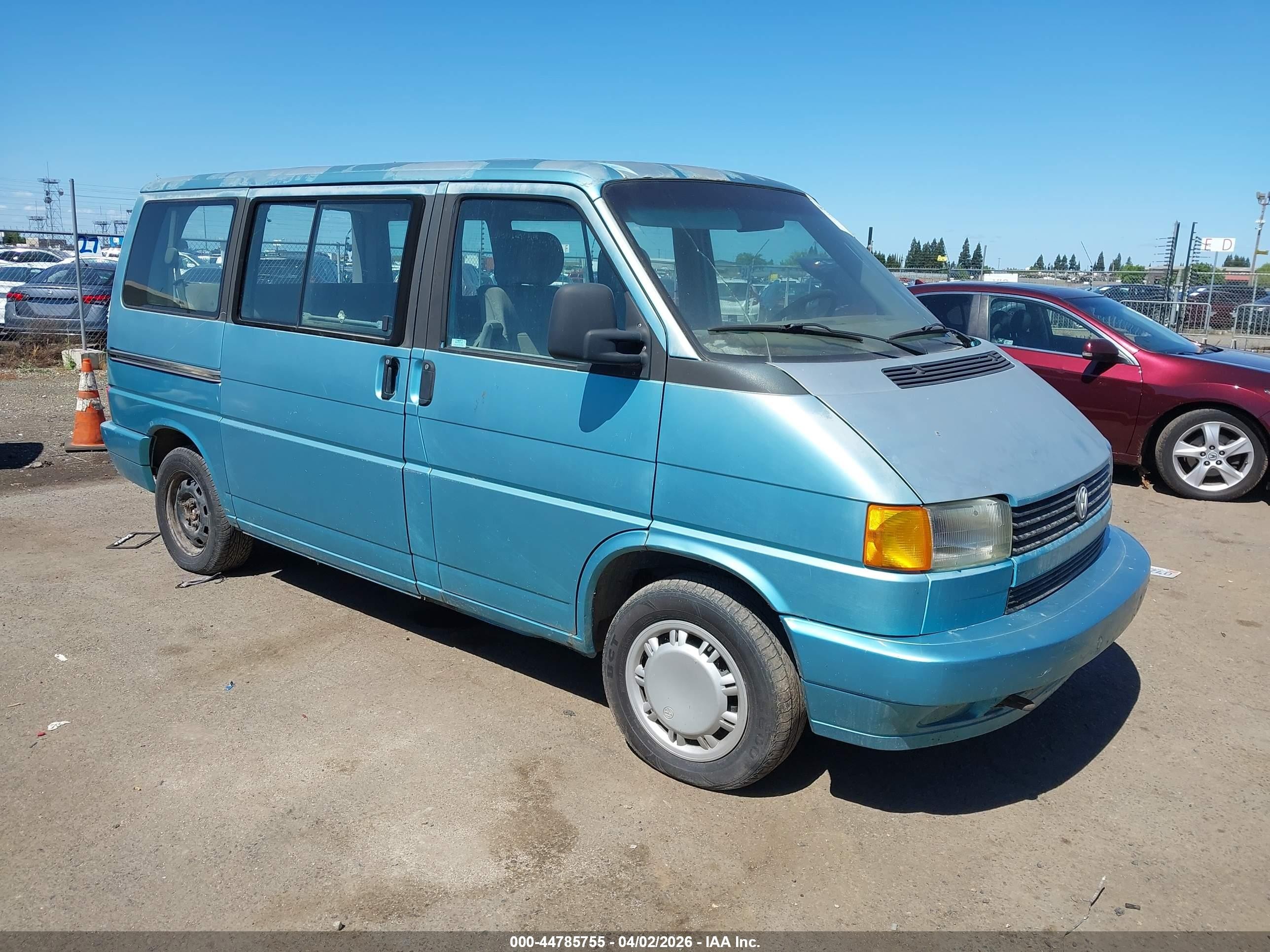 1993 Volkswagen EuroVan, VIN WV2MD0707PH031576 — Rear end