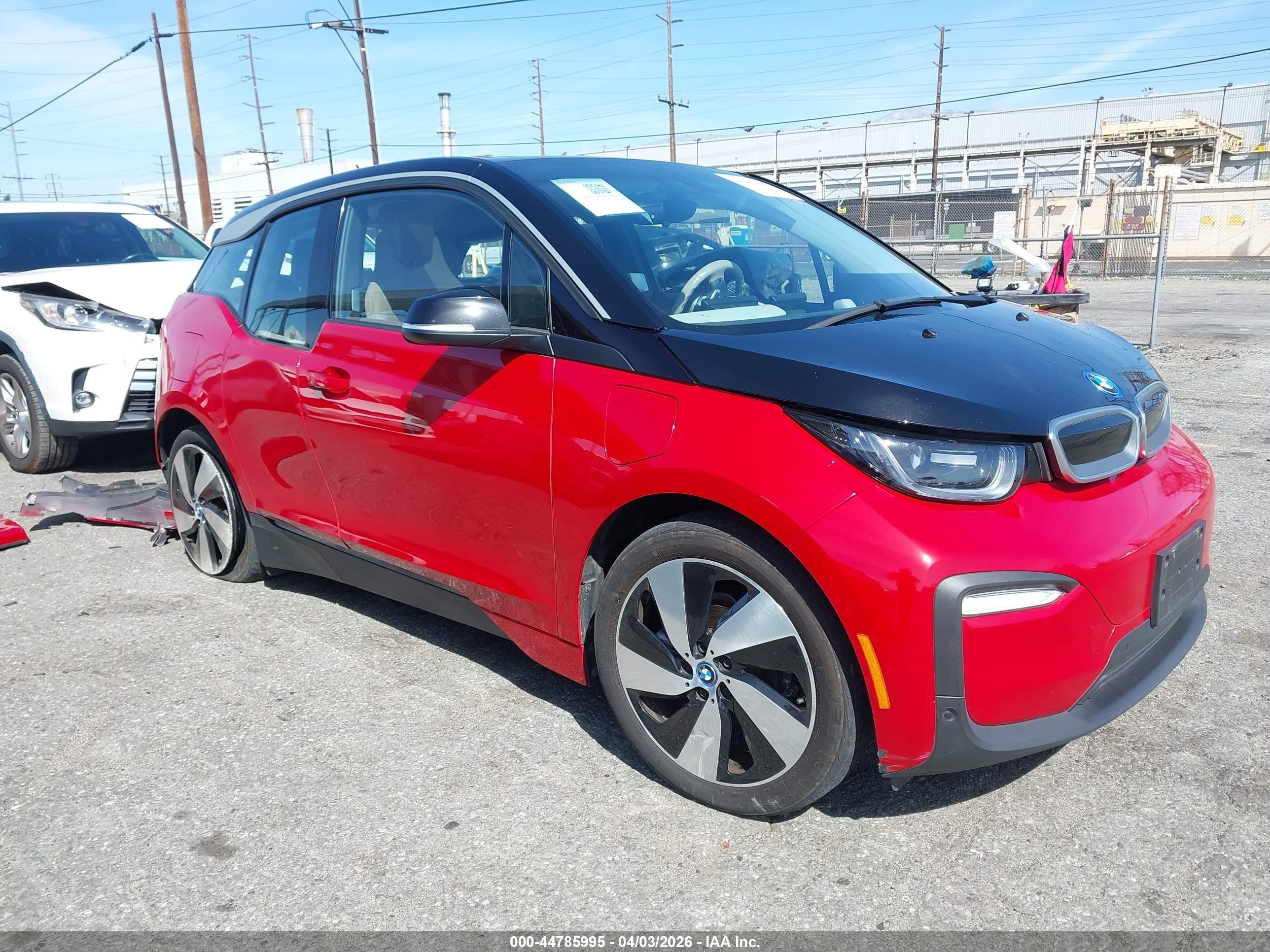 2019 BMW i3, VIN WBY8P4C53K7E58334 — Зад