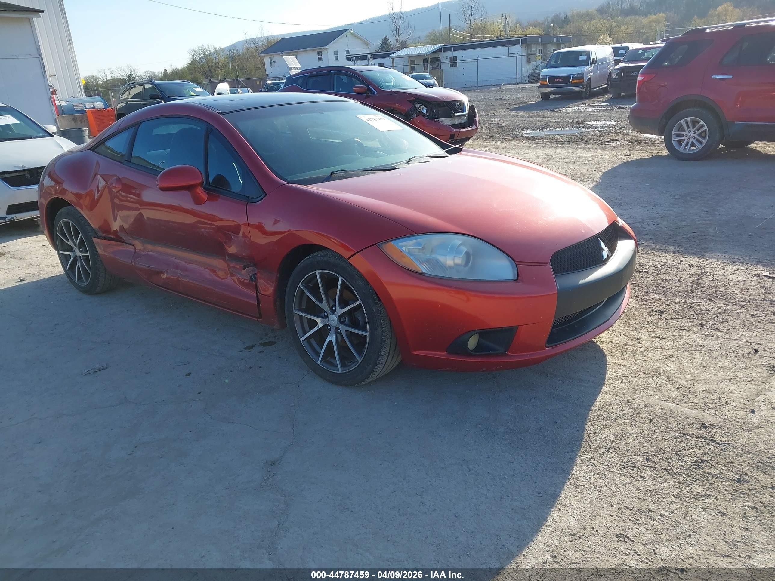 2011 Mitsubishi Eclipse GS, VIN 4A31K5DF9BE001662 — Side
