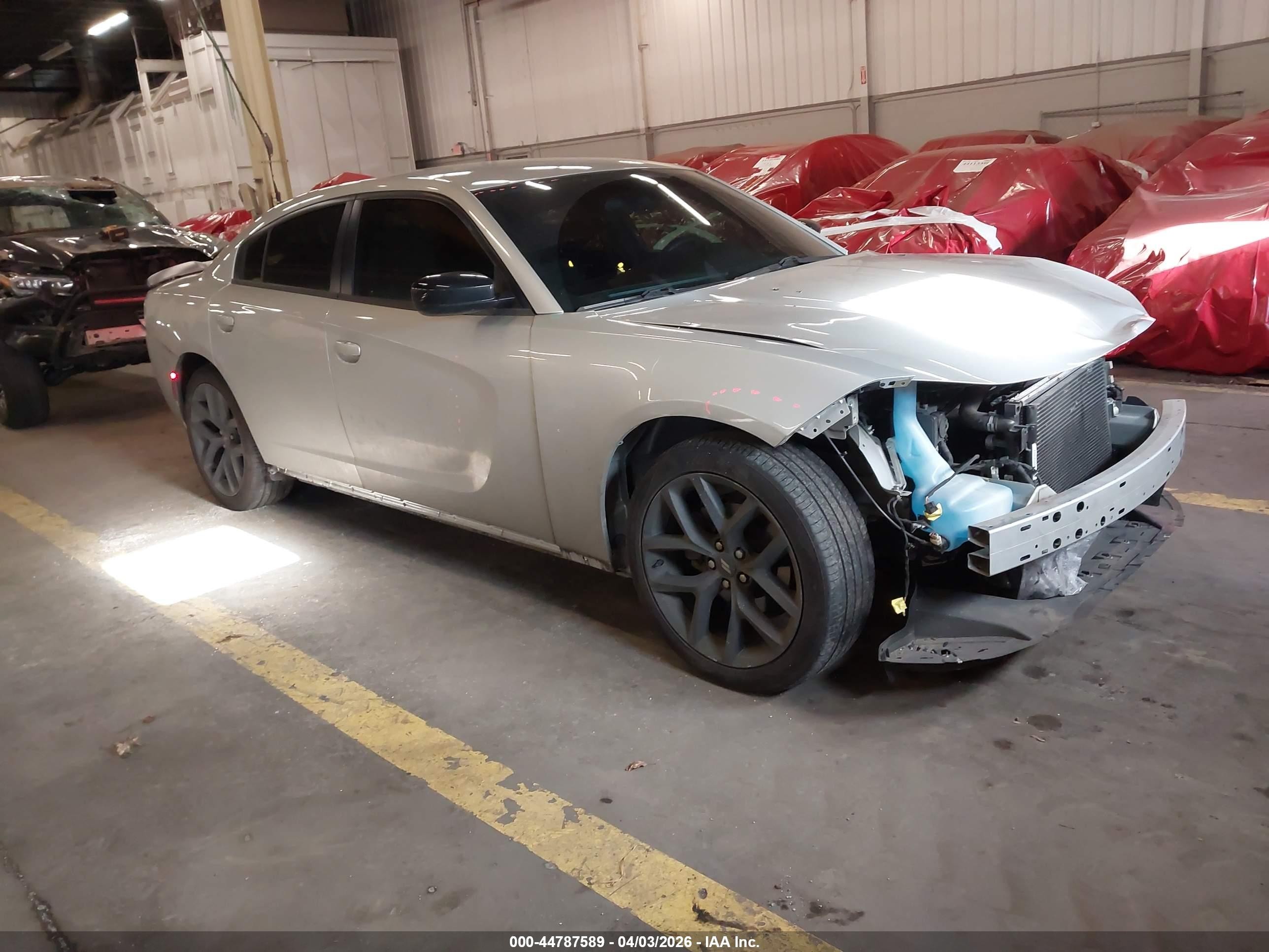 2019 Dodge Charger SXT, VIN 2C3CDXBG3KH576835 — Front end
