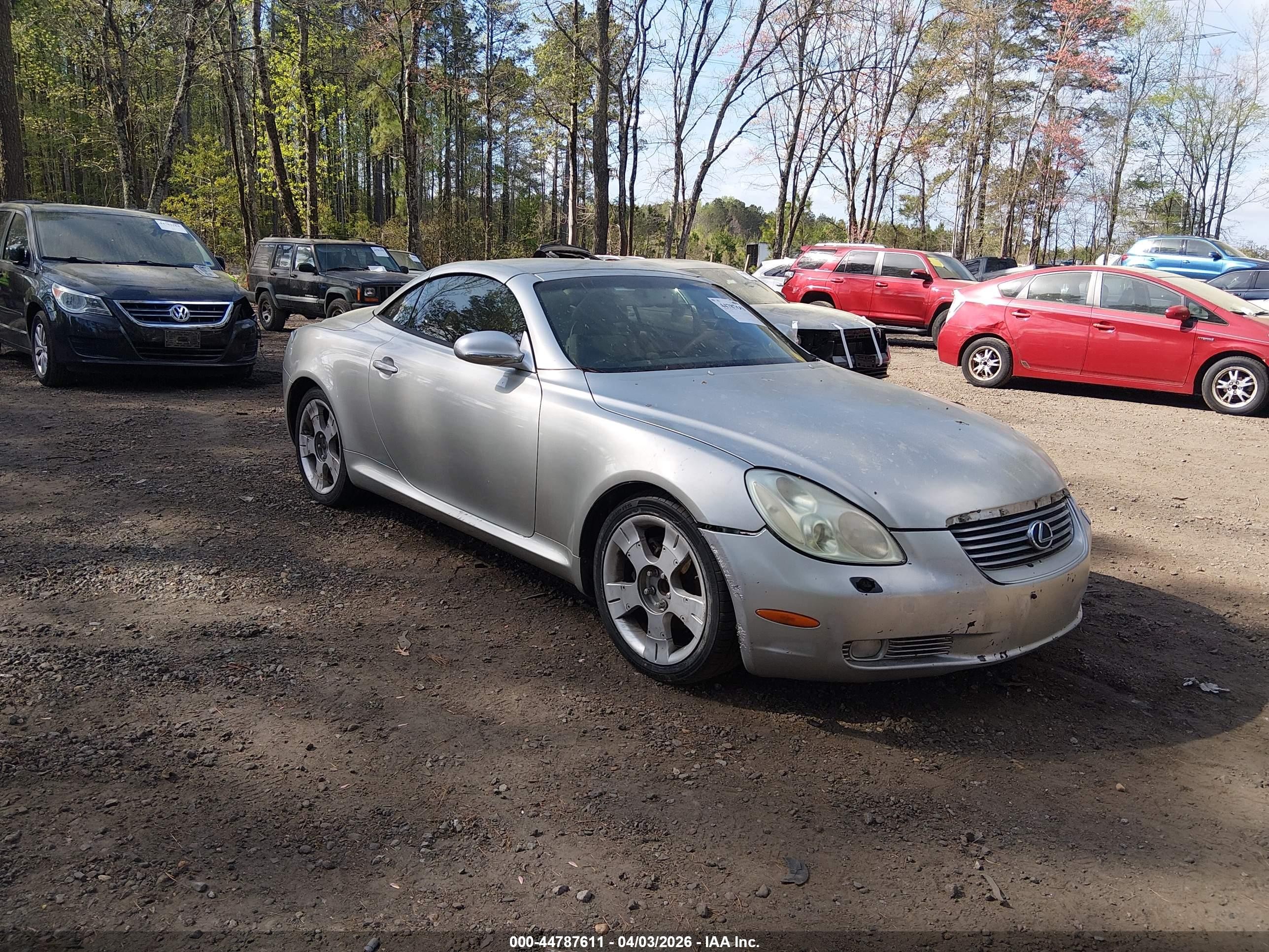 2004 Lexus SC 430, VIN JTHFN48Y340050702 — Front end