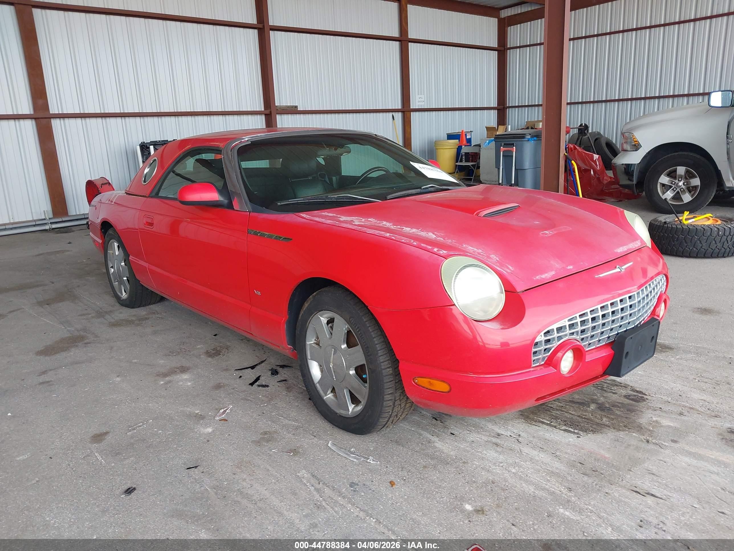 2003 Ford Thunderbird Deluxe, VIN 1FAHP60A43Y114668 — Normal wear