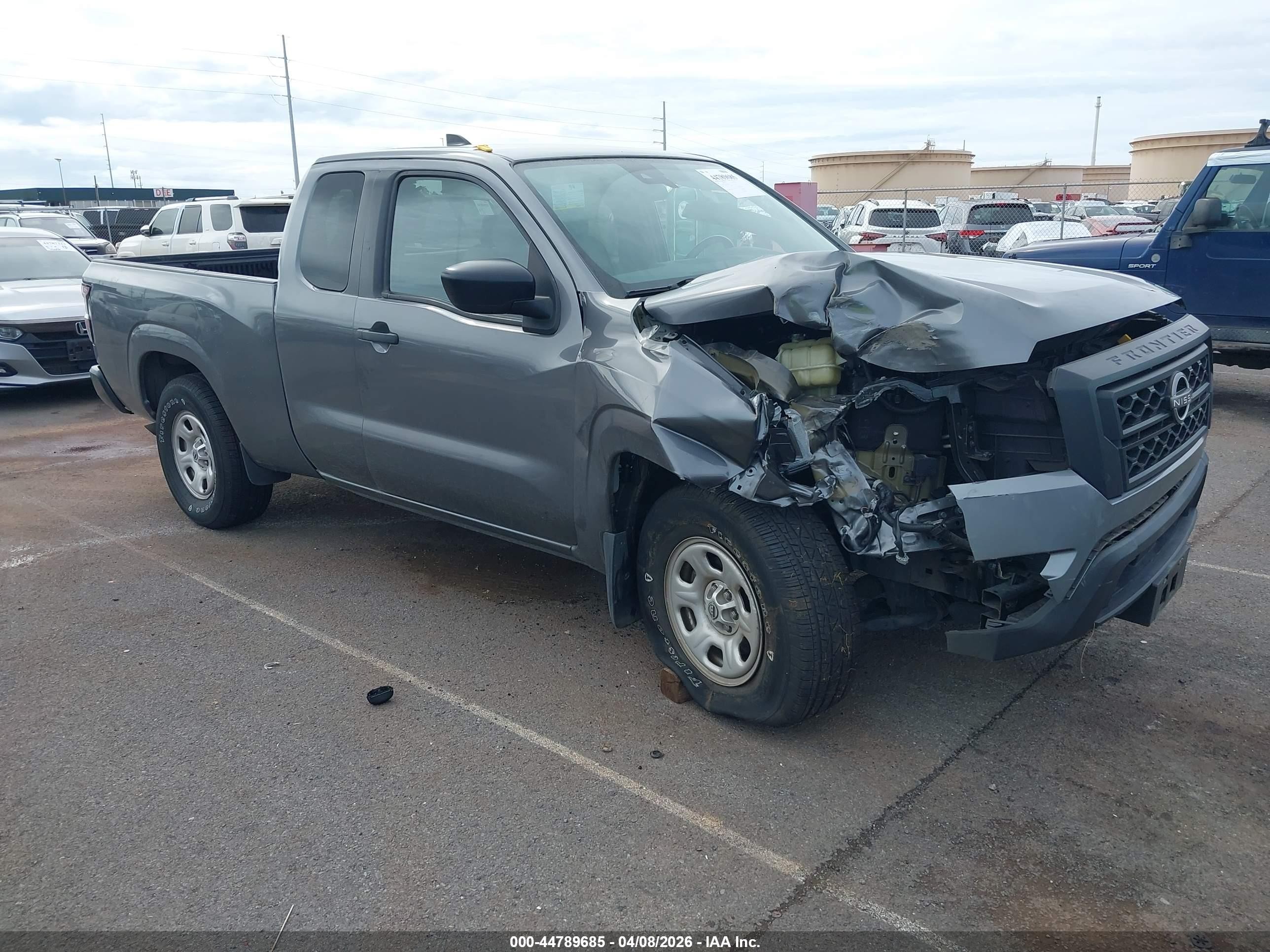 2022 Nissan Frontier S, VIN 1N6ED1CL3NN626106 — Front end