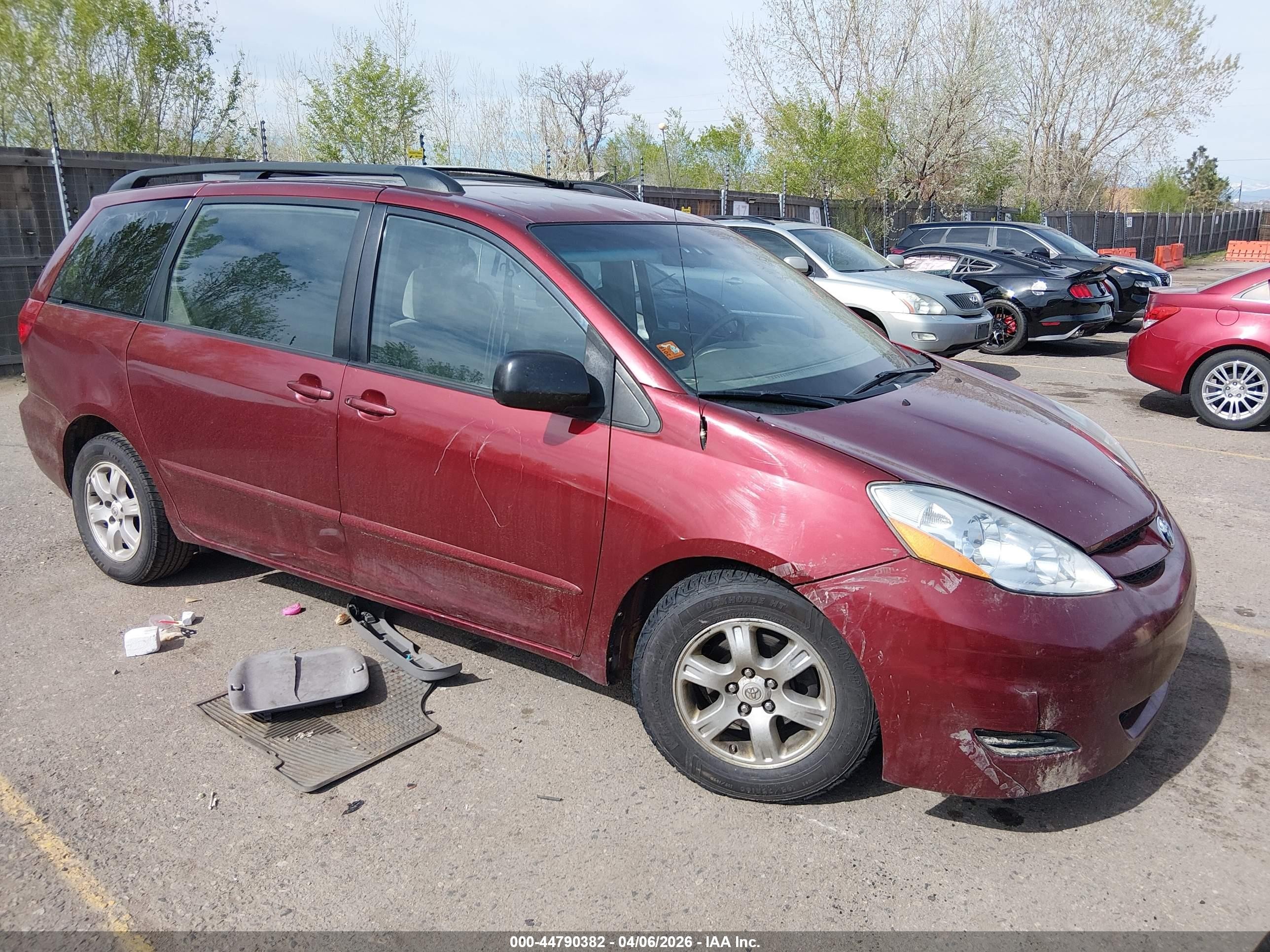 2007 Toyota Sienna LE, VIN 5TDZK23C47S070420 — All over