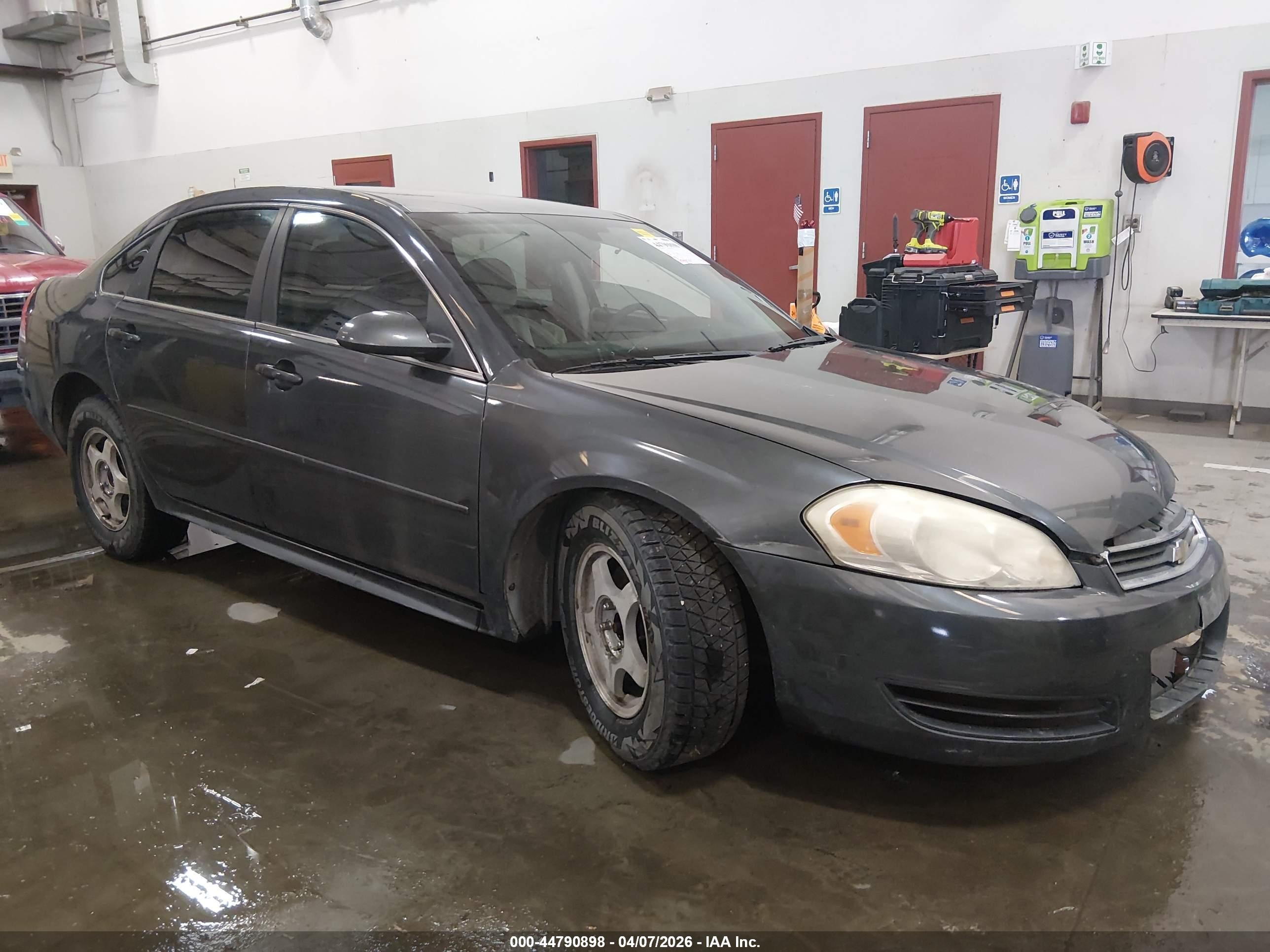 2010 Chevrolet Impala LS, VIN 2G1WA5EK8A1262099 — Front end