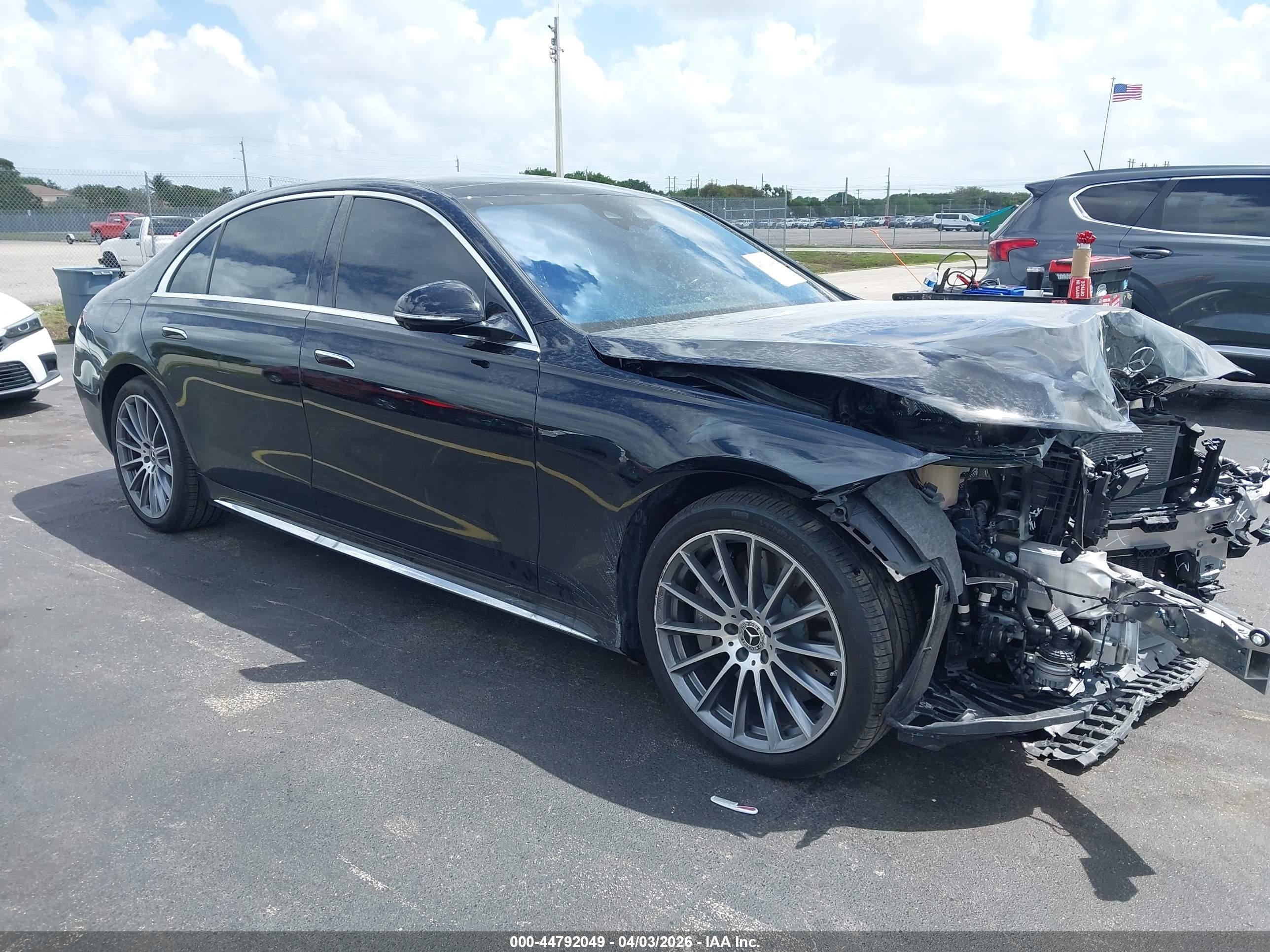 2025 Mercedes-Benz S 580e, VIN W1K6G6KB2SA320897 — Front end
