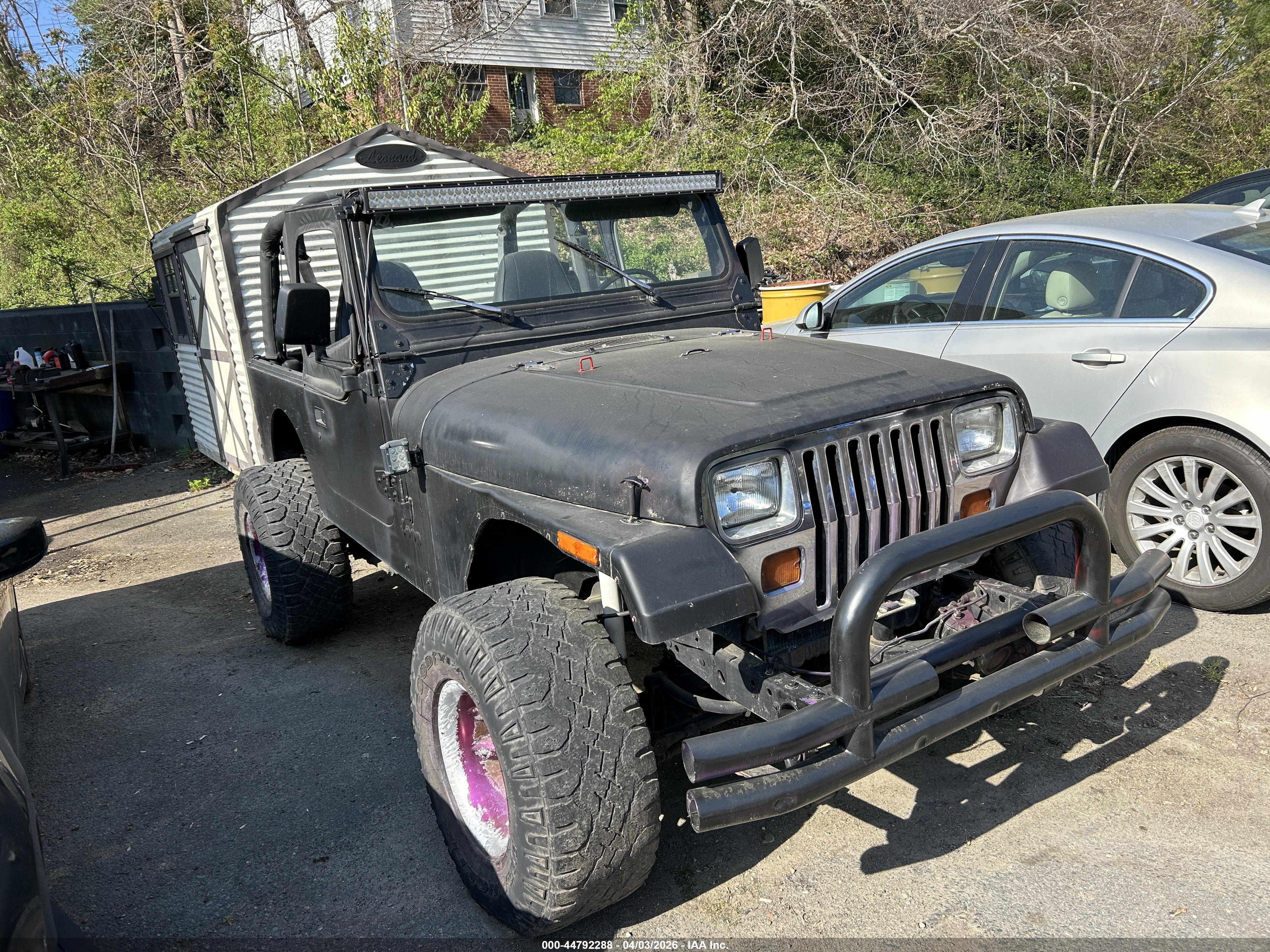 1993 Jeep Wrangler S, VIN 1J4FY19P6PP256339 — Normal wear