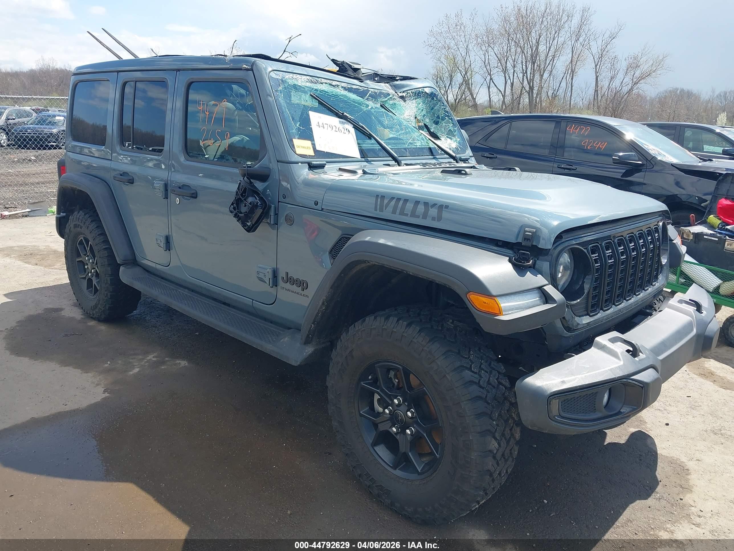 2025 Jeep Wrangler Sport, VIN 1C4PJXDN8SW516701 — Крыша