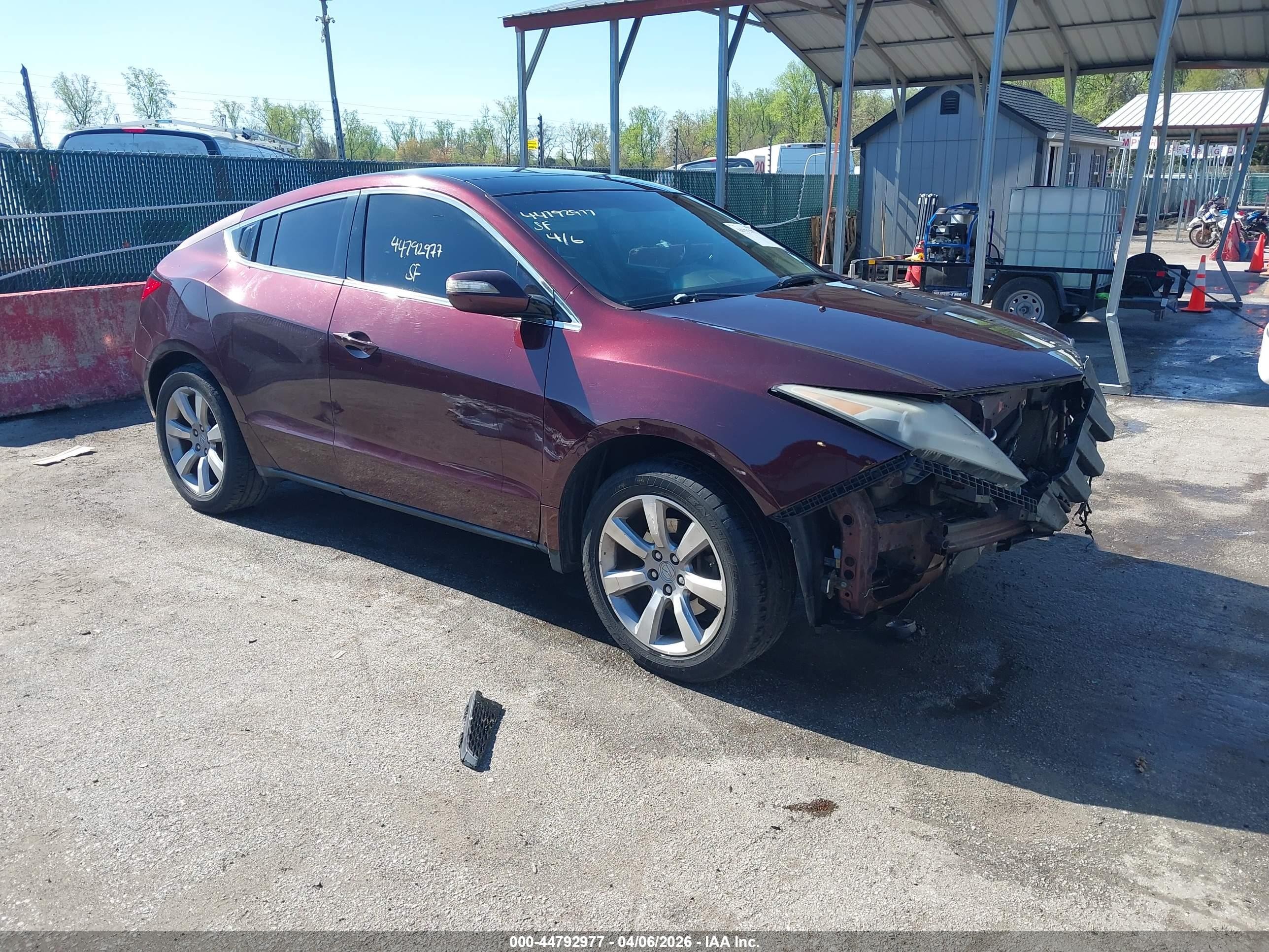 2011 Acura ZDX Technology, VIN 2HNYB1H43BH500723 — Front end