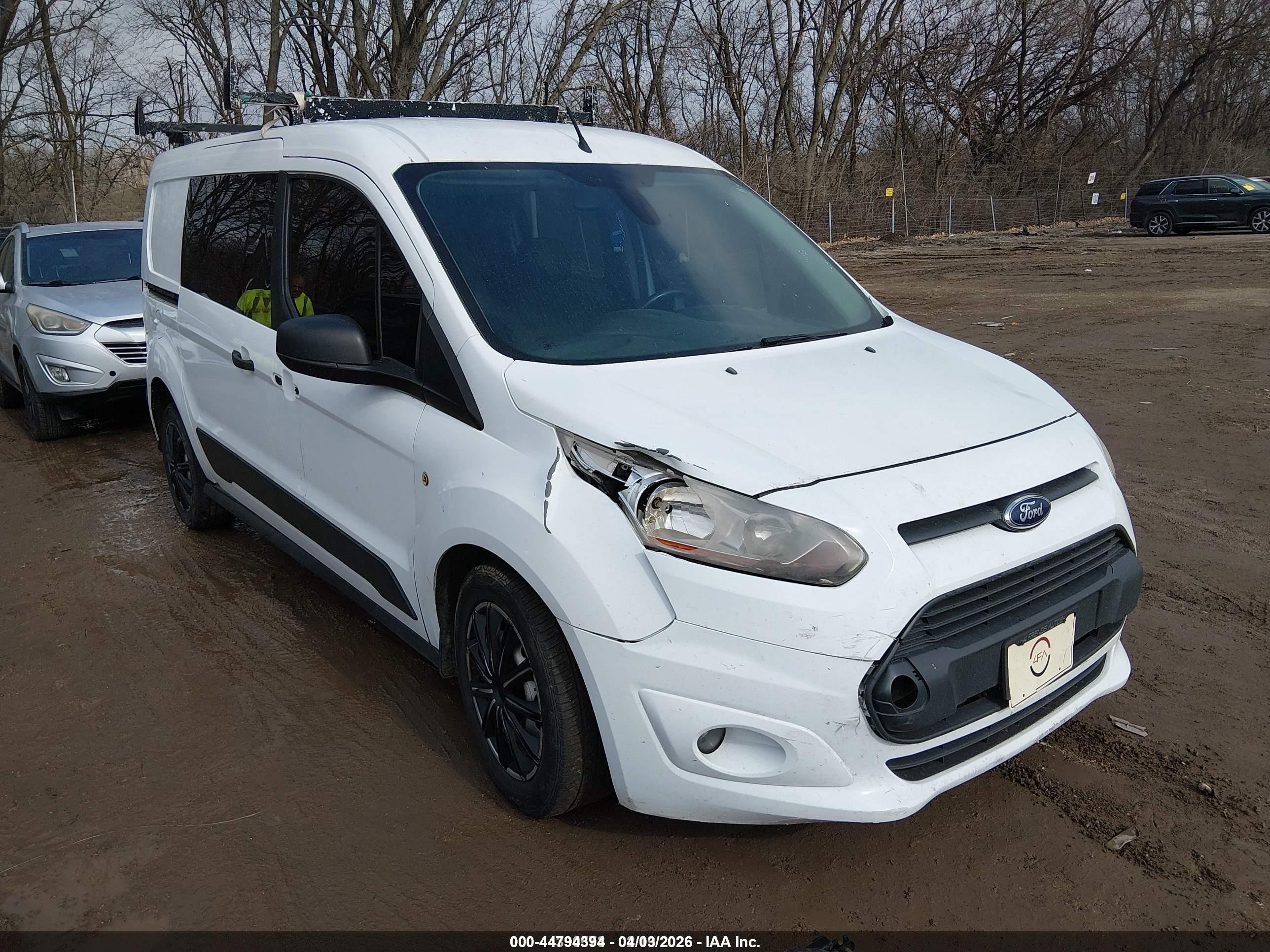 2014 Ford Transit Connect XLT, VIN NM0LS7F76E1145191 — Front end