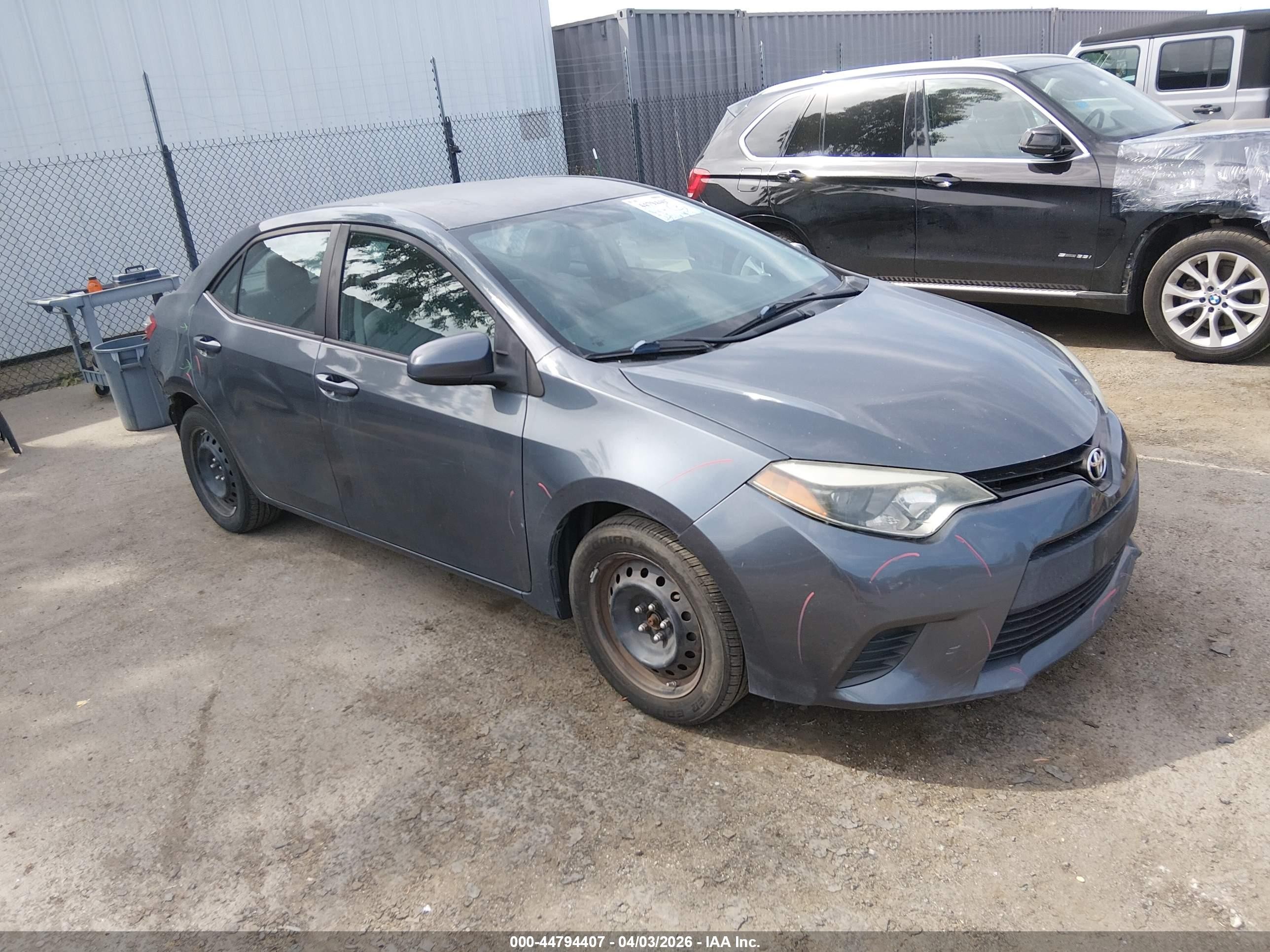 2014 Toyota Corolla L, VIN 5YFBURHE1EP150830 — Rear end