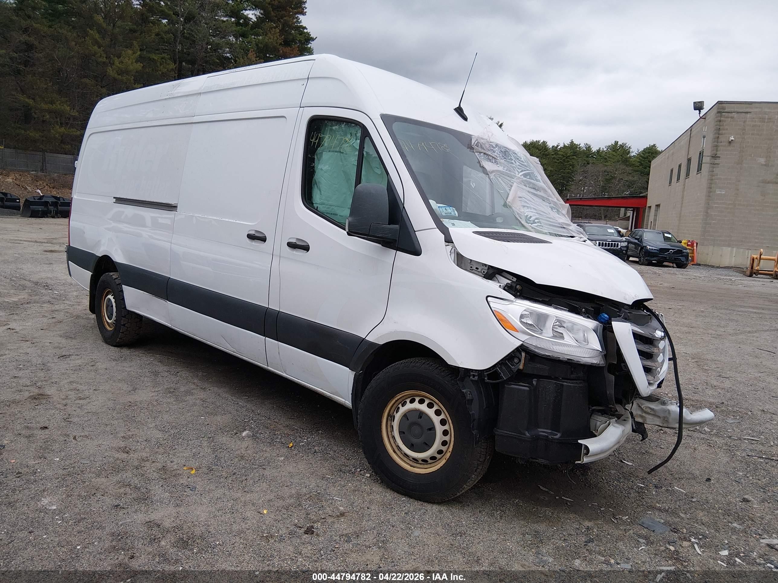 2021 Freightliner Sprinter, VIN W2W4DCHYXMT046514 — Not stated