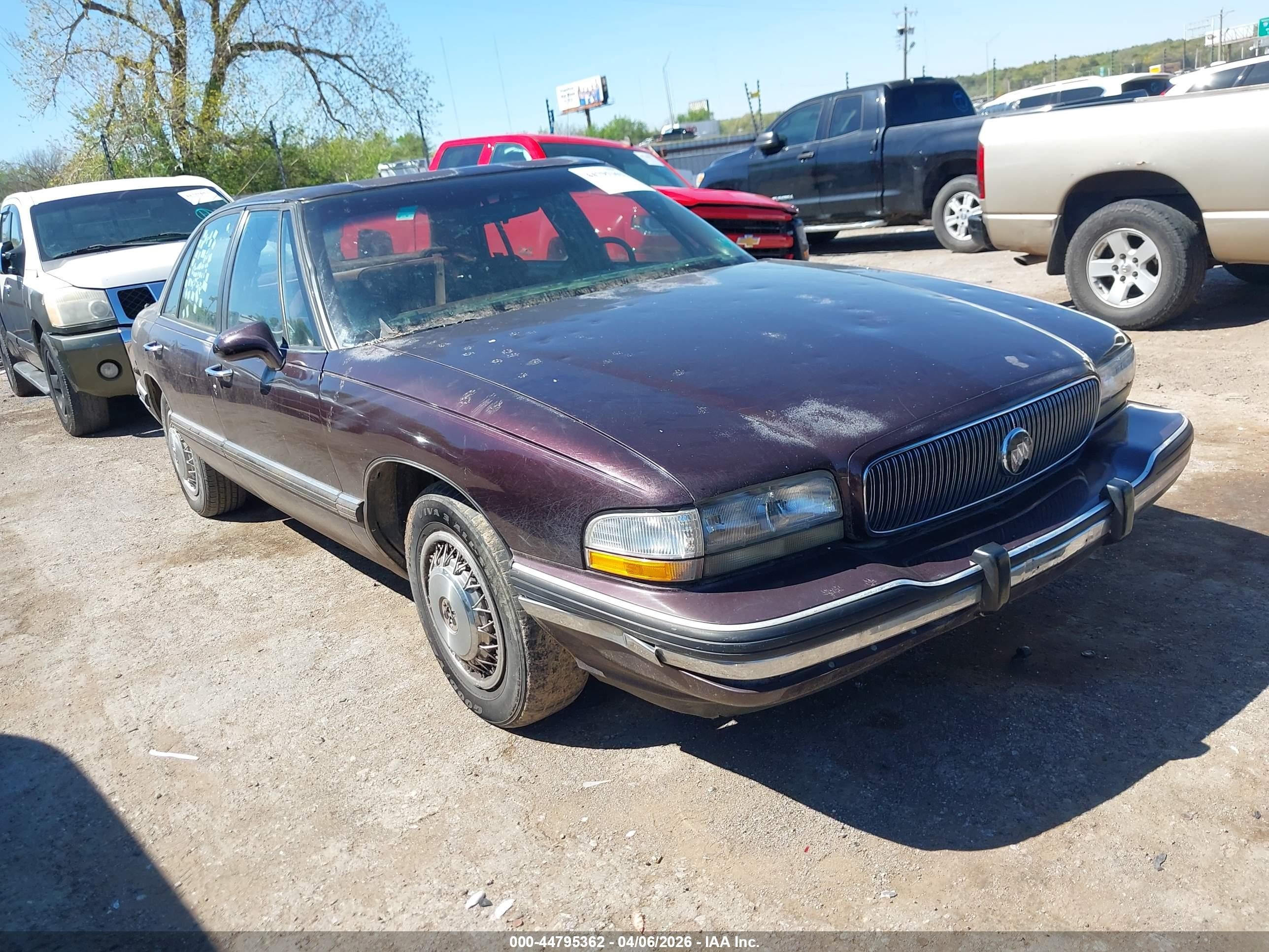 1995 Buick LeSabre Custom, VIN 1G4HP52L5SH492320 — Roof