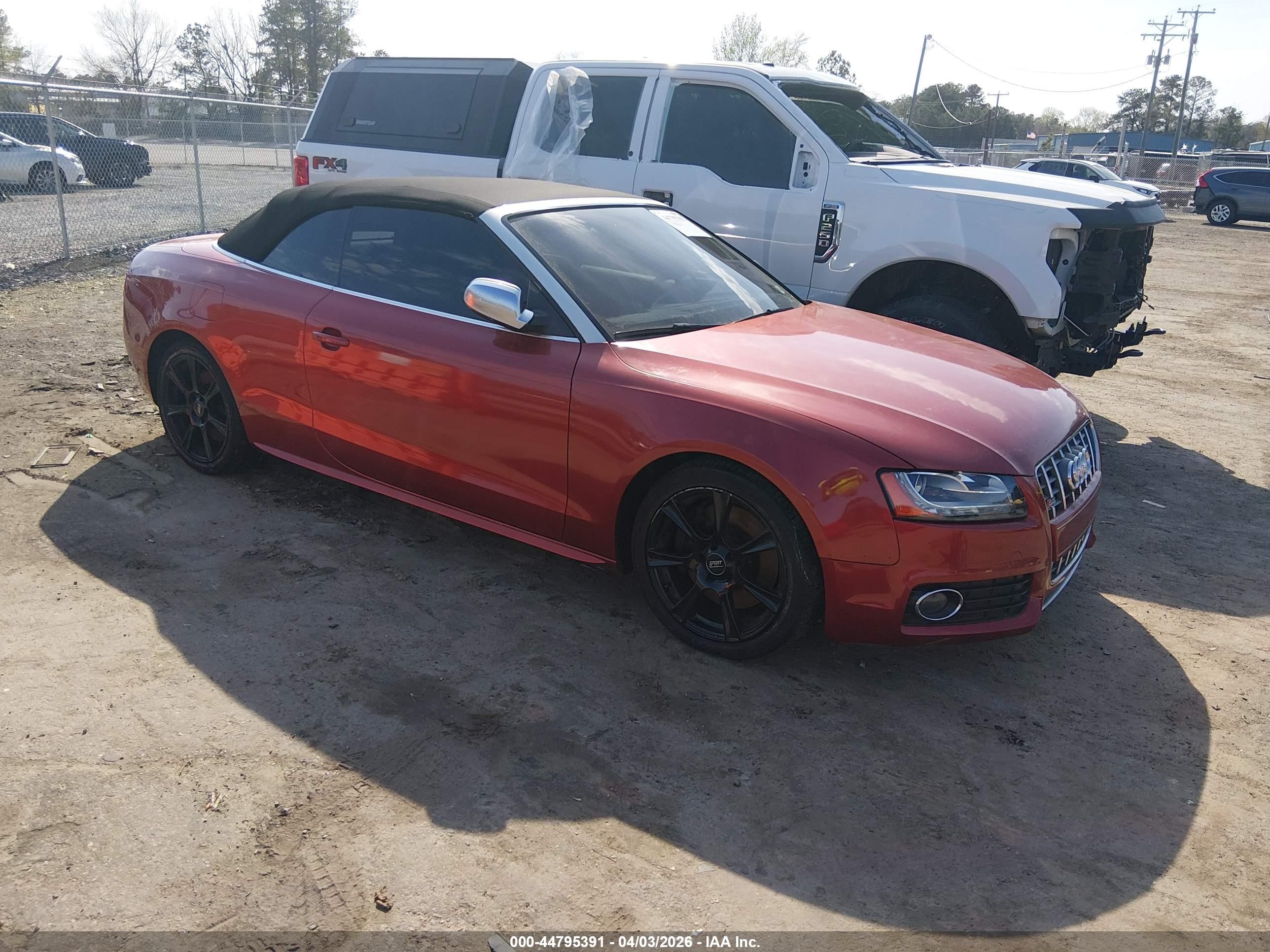 2010 Audi S5 Premium Plus, VIN WAUCGAFH4AN021091 — Front end