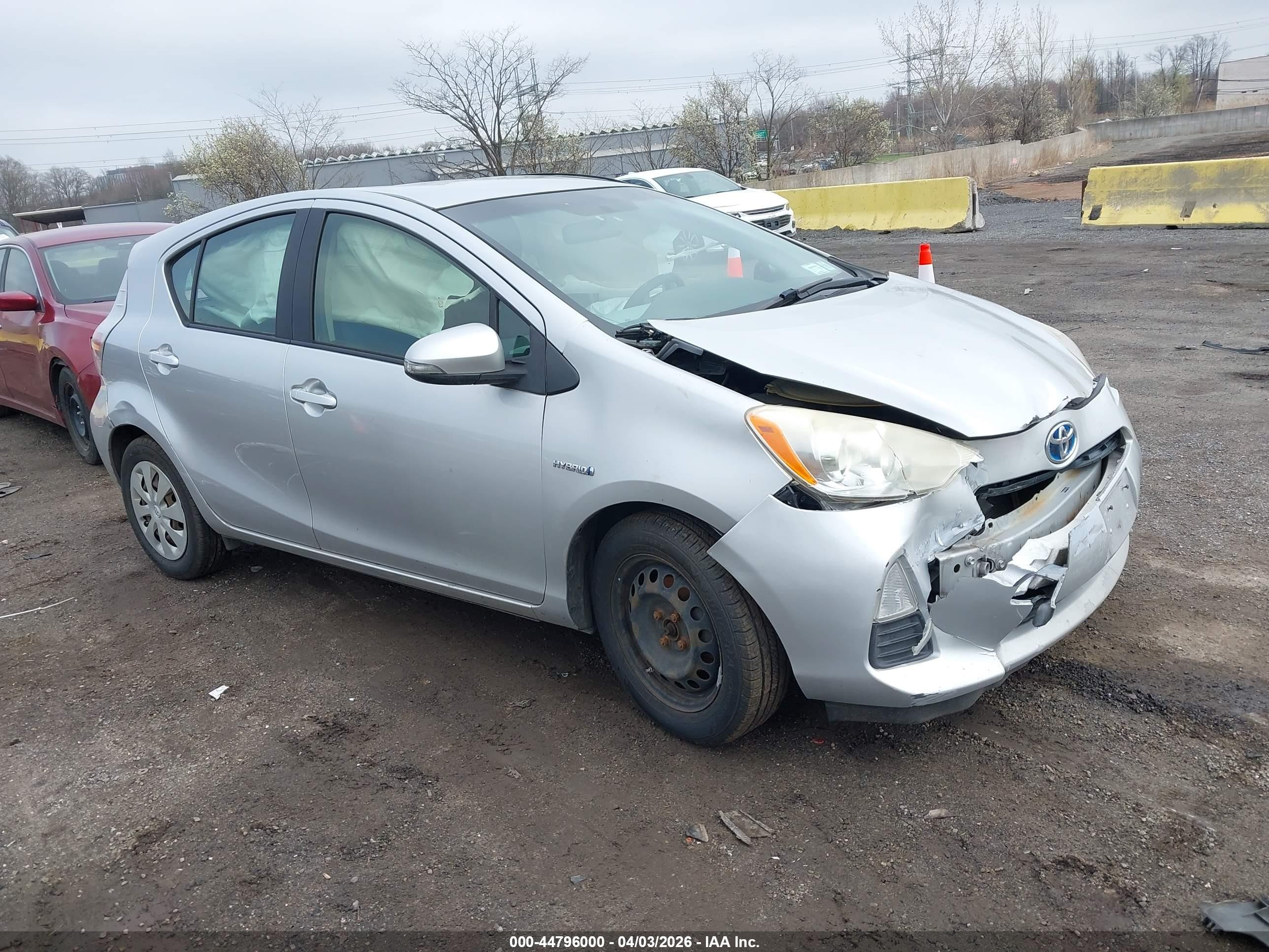 2012 Toyota Prius Two, VIN JTDKDTB35C1503270 — Normal wear