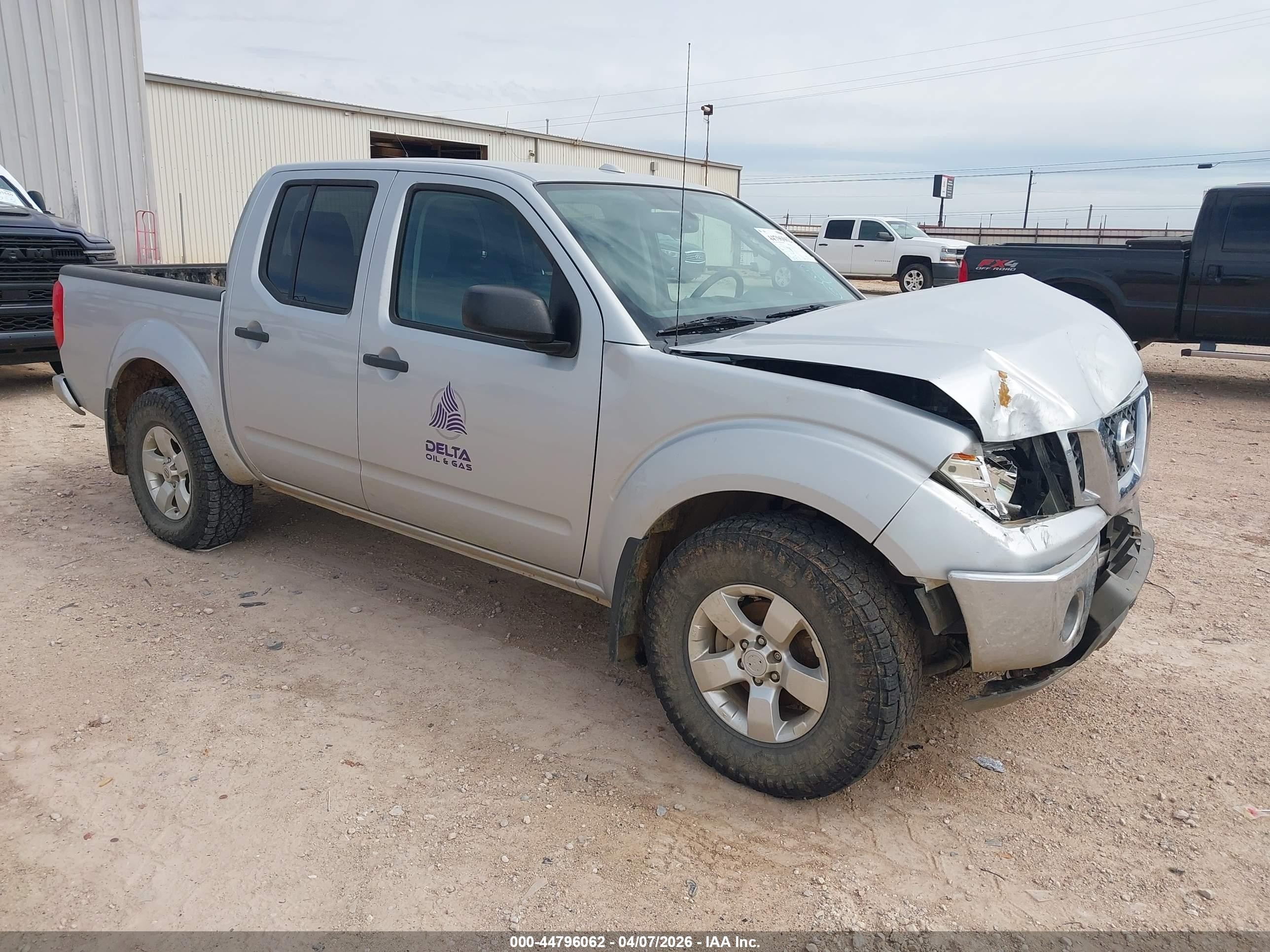2011 Nissan Frontier SV, VIN 1N6AD0EV2BC436411 — Front end