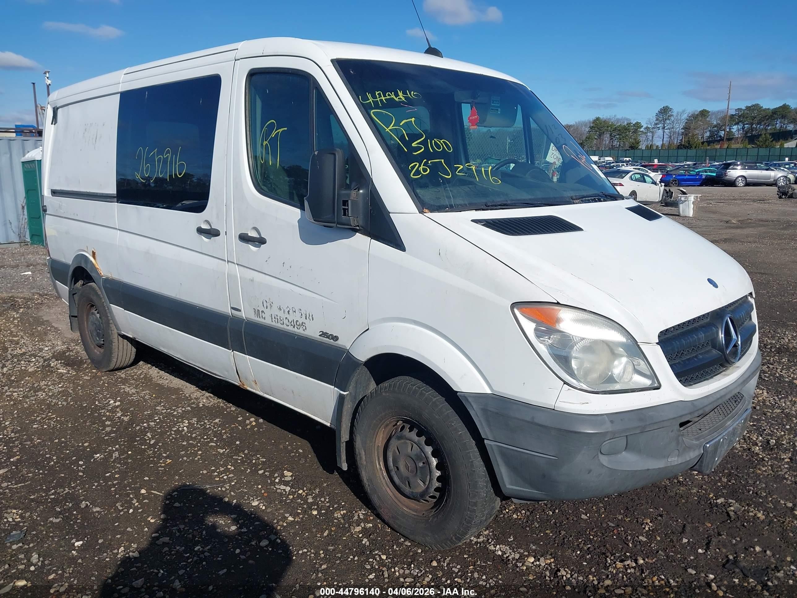 2013 Mercedes-Benz Sprinter Cargo, VIN WD3PE7CC7D5781343 — Side
