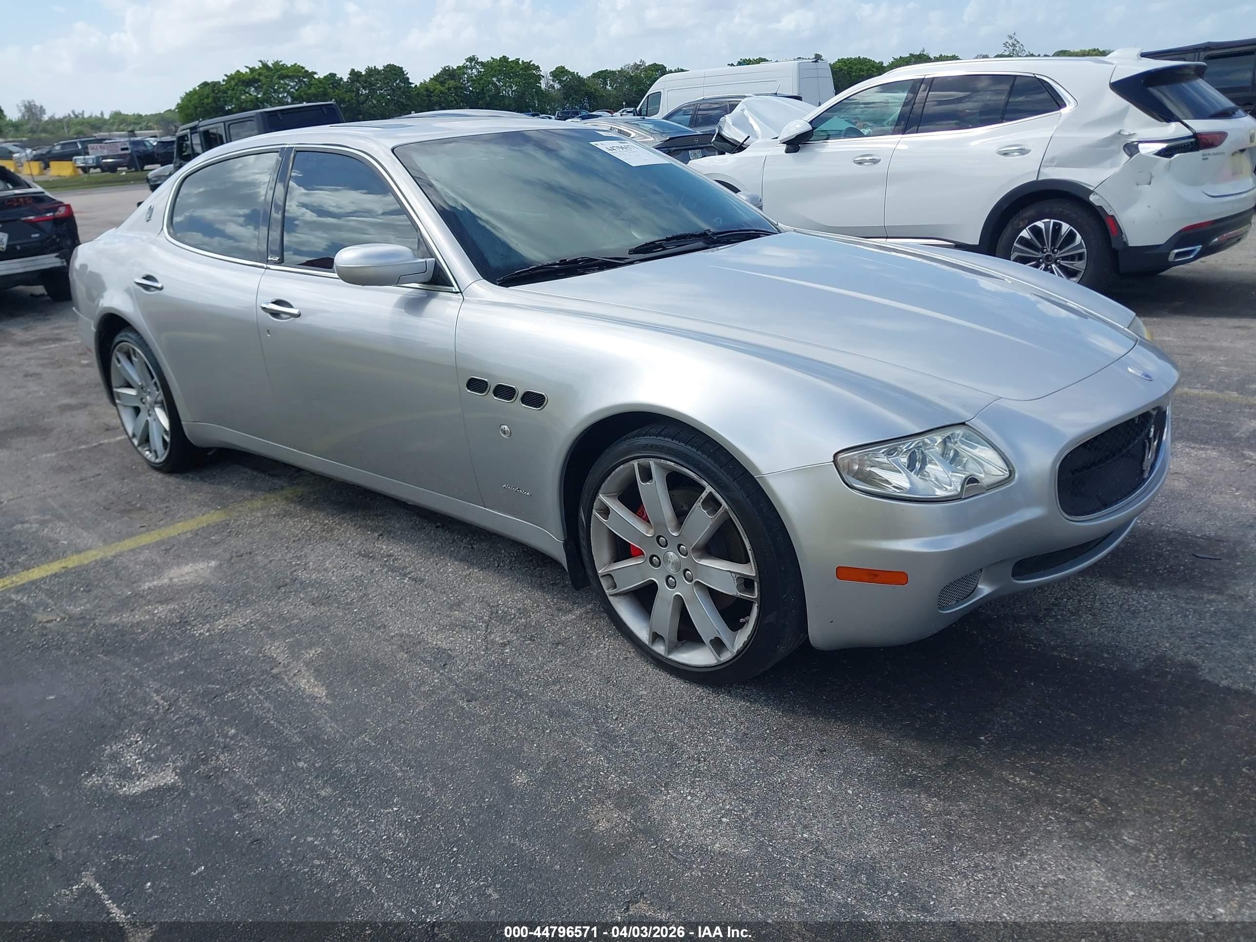 2006 Maserati Quattroporte, VIN ZAMCE39A060025299 — Normal wear