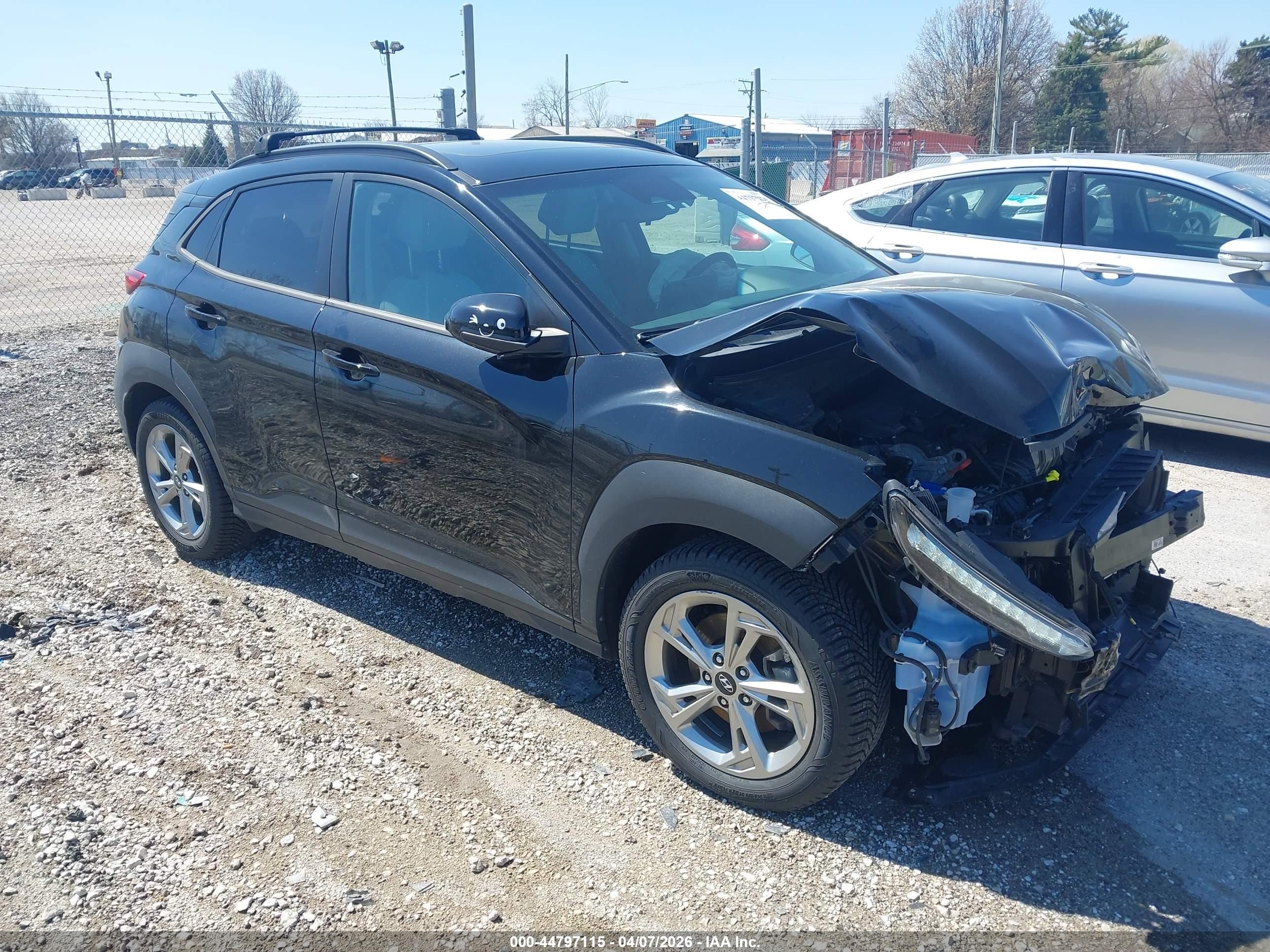 2022 Hyundai Kona SEL, VIN KM8K3CABXNU763477 — Front end