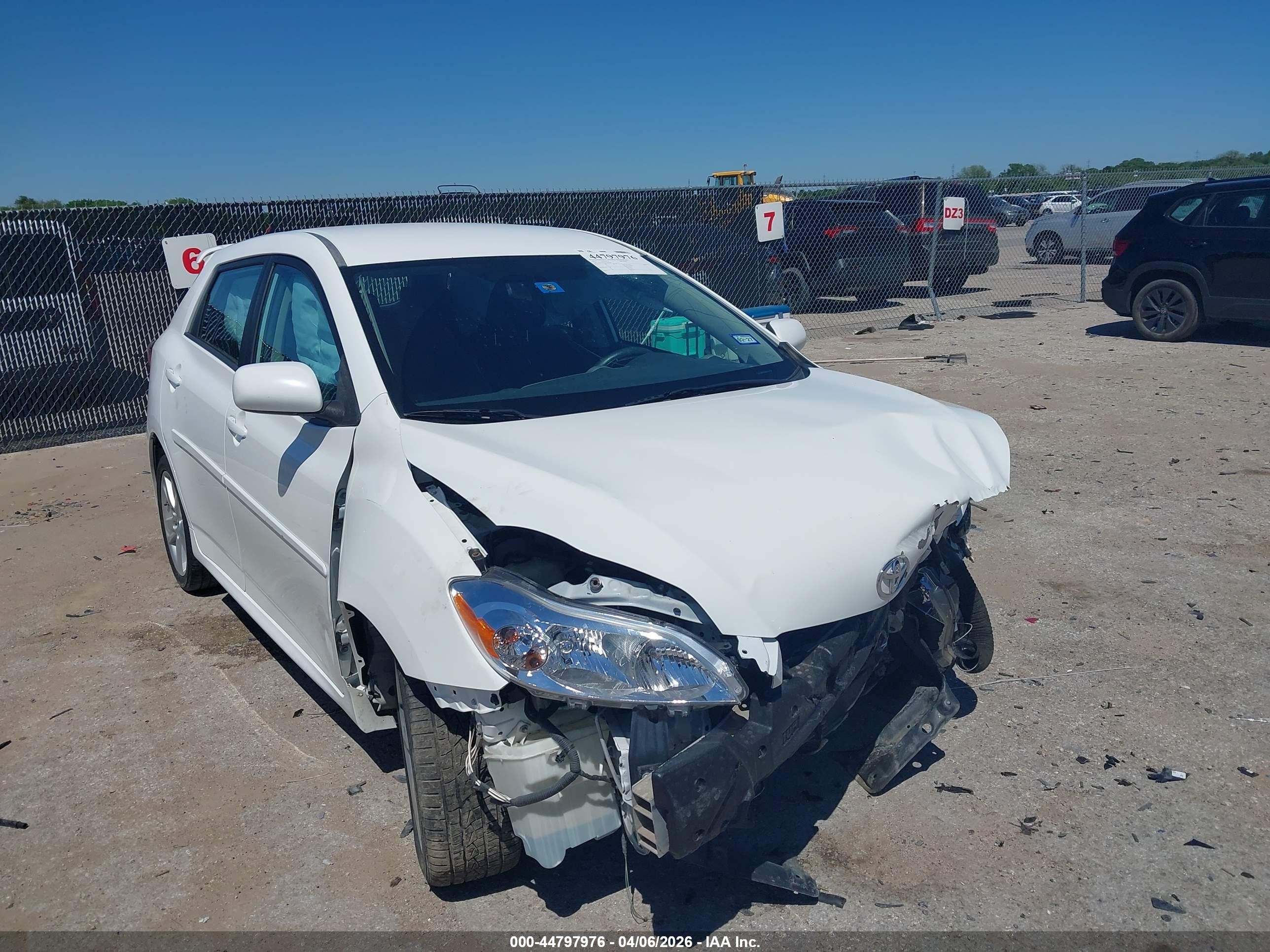 2012 Toyota Matrix S, VIN 2T1KE4EE6CC049526 — Front end