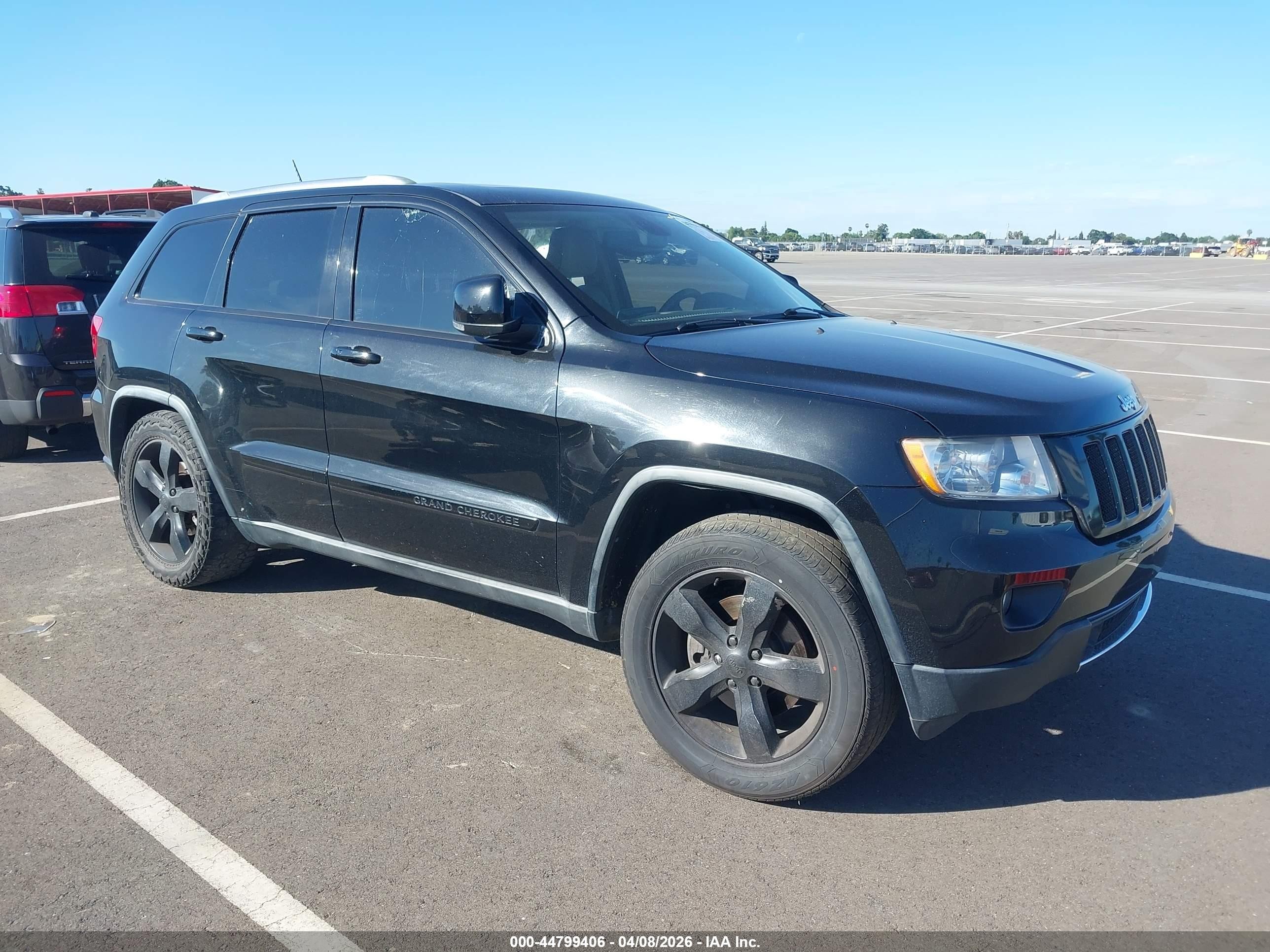 2011 Jeep Grand Cherokee Overland, VIN 1J4RR6GT1BC605415 — Vandalism