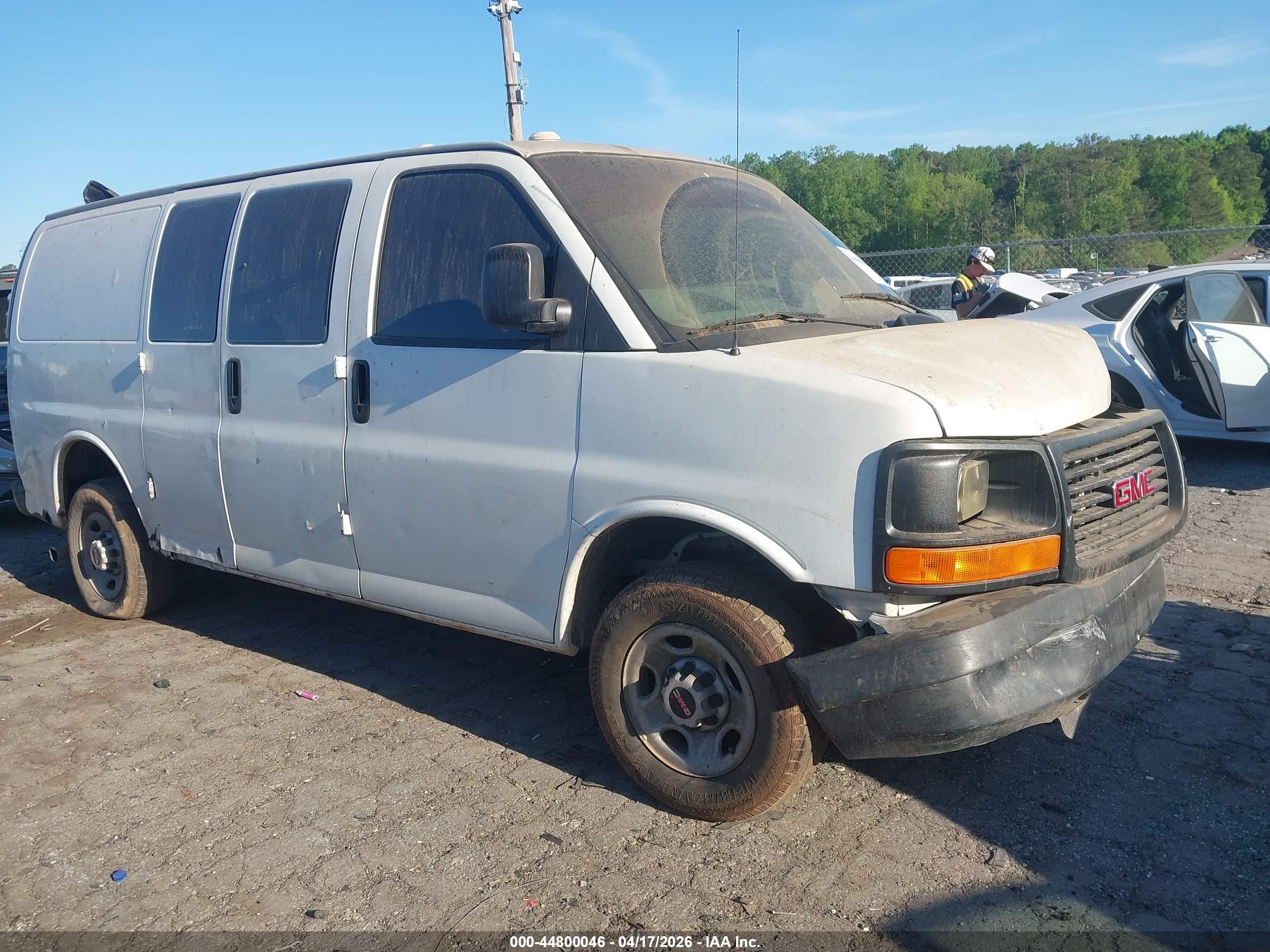 2008 GMC Savana Cargo, VIN 1GTHG35K781195224 — All over