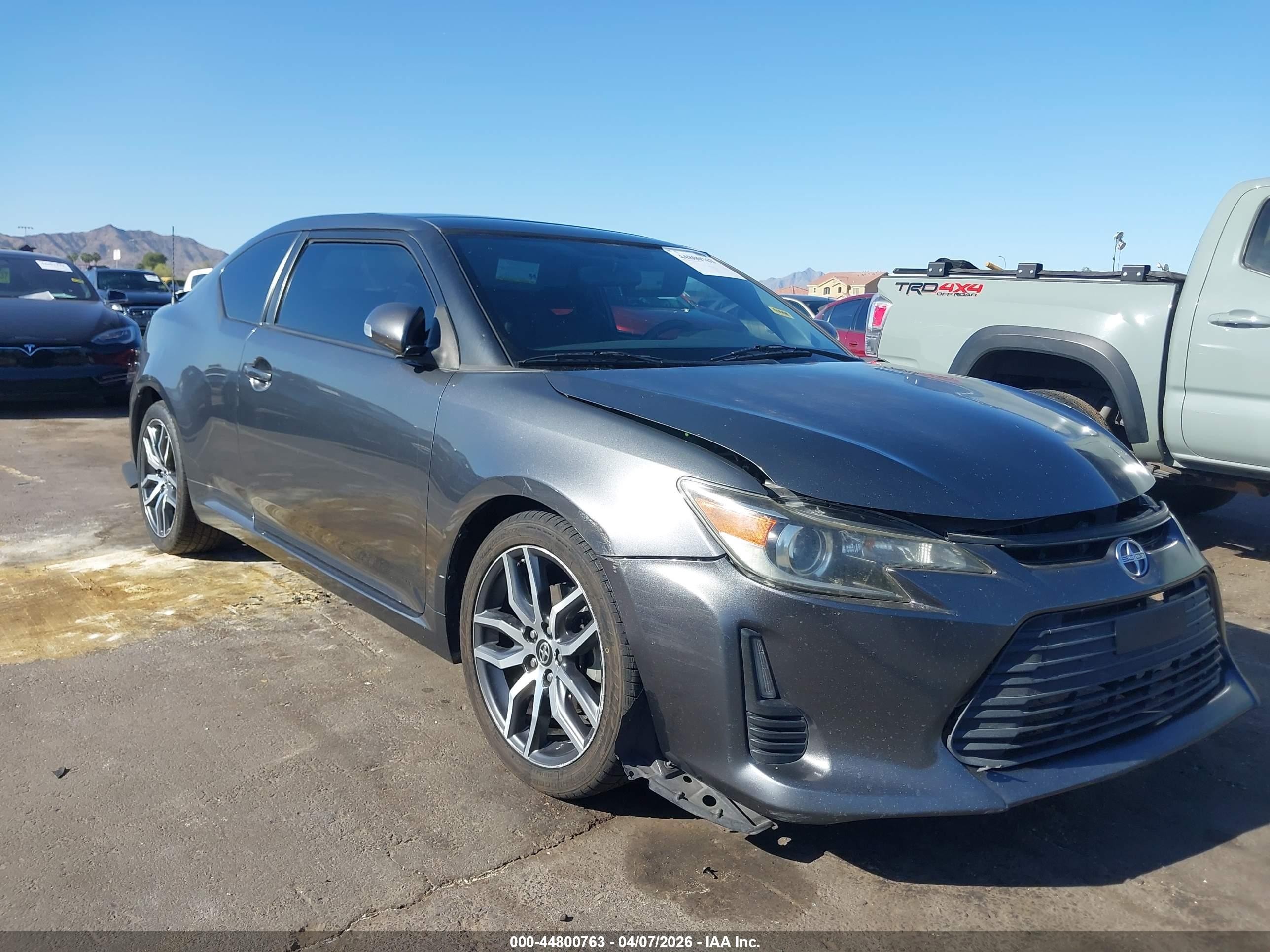 2014 Scion tC, VIN JTKJF5C73E3071328 — Front end