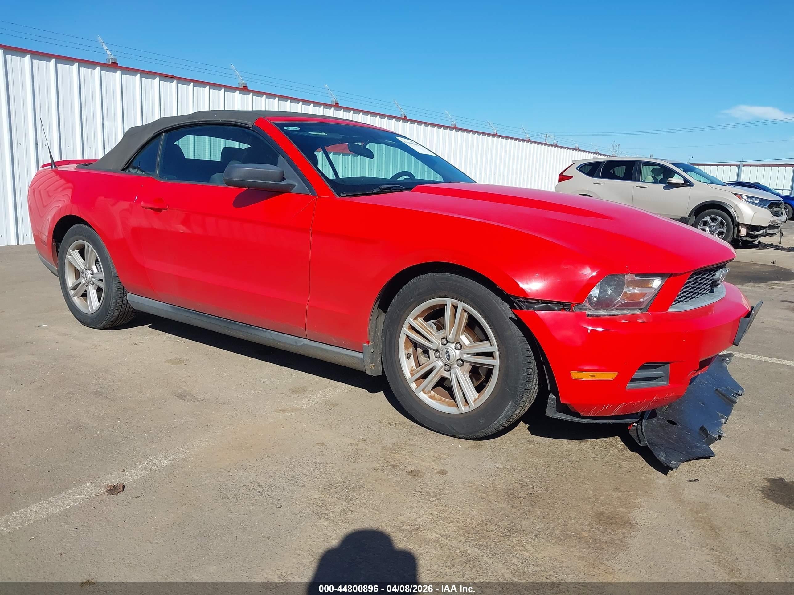 2011 Ford Mustang V6, VIN 1ZVBP8EM3B5159273 — Перед