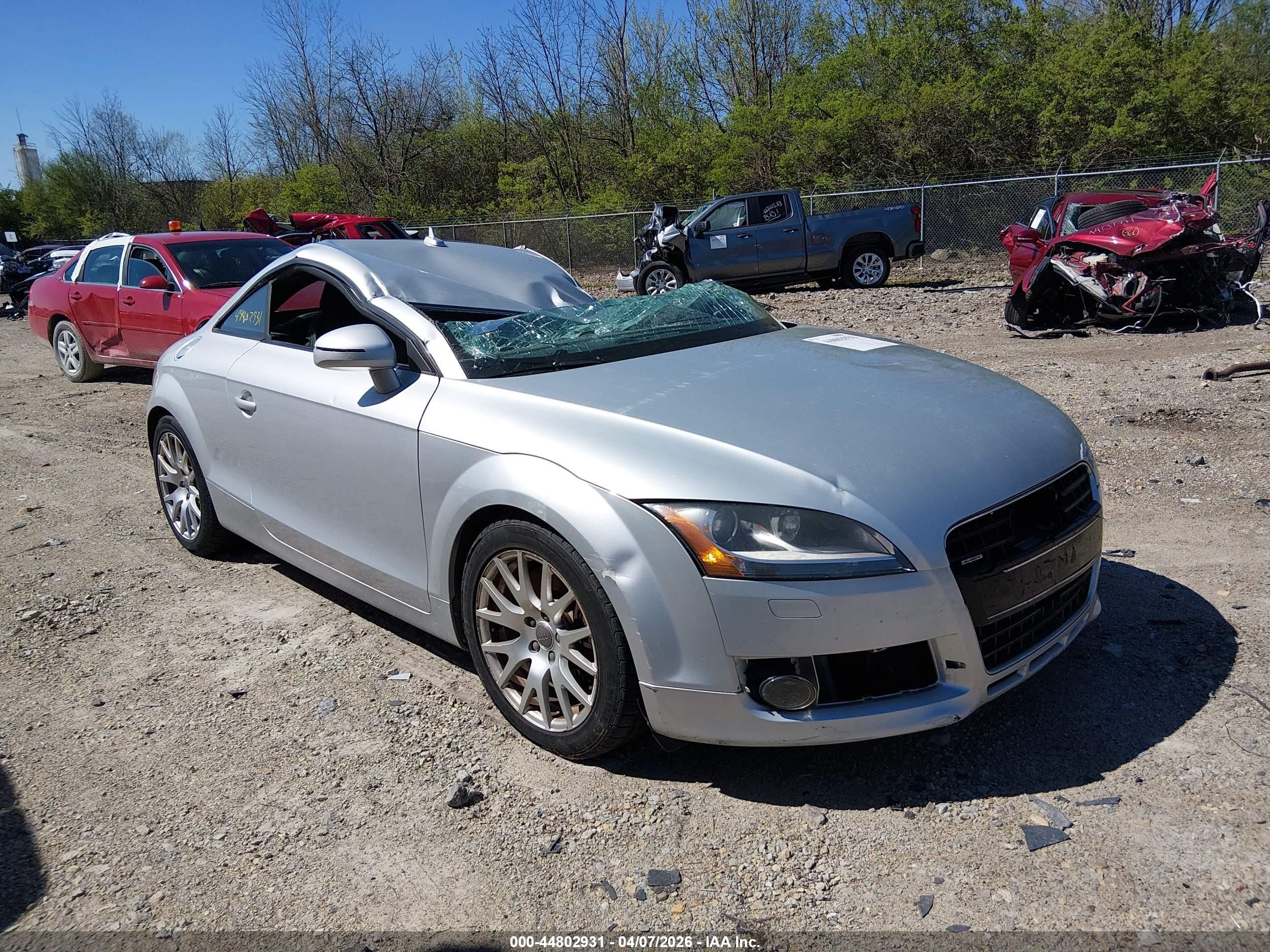 2008 Audi TT 3.2L, VIN TRUDD38J481005833 — Roof