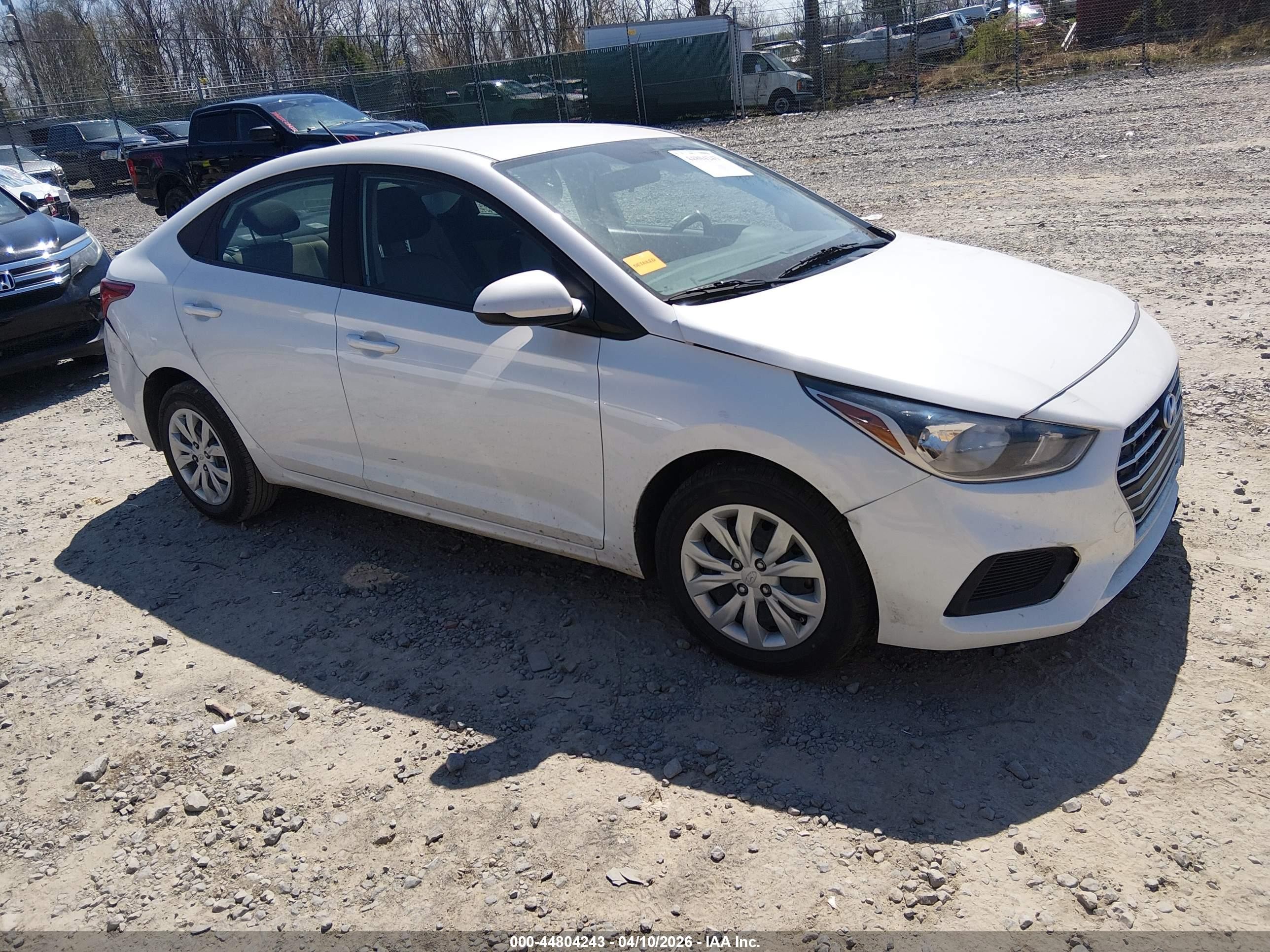 2022 Hyundai Accent SE, VIN 3KPC24A62NE172692 — Front end
