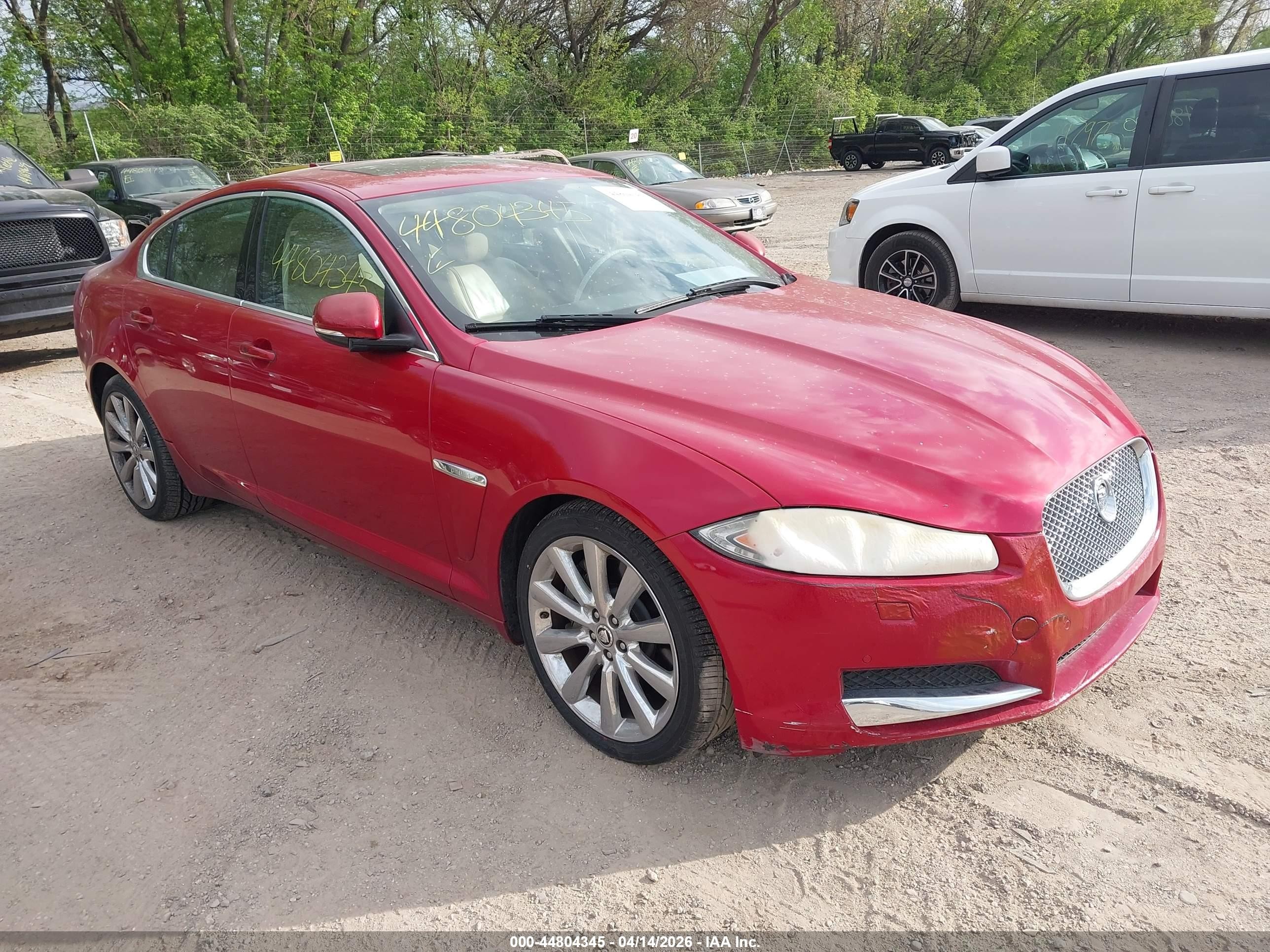 2013 Jaguar XF RWD, VIN SAJWA0E75D8S97773 — Пожар