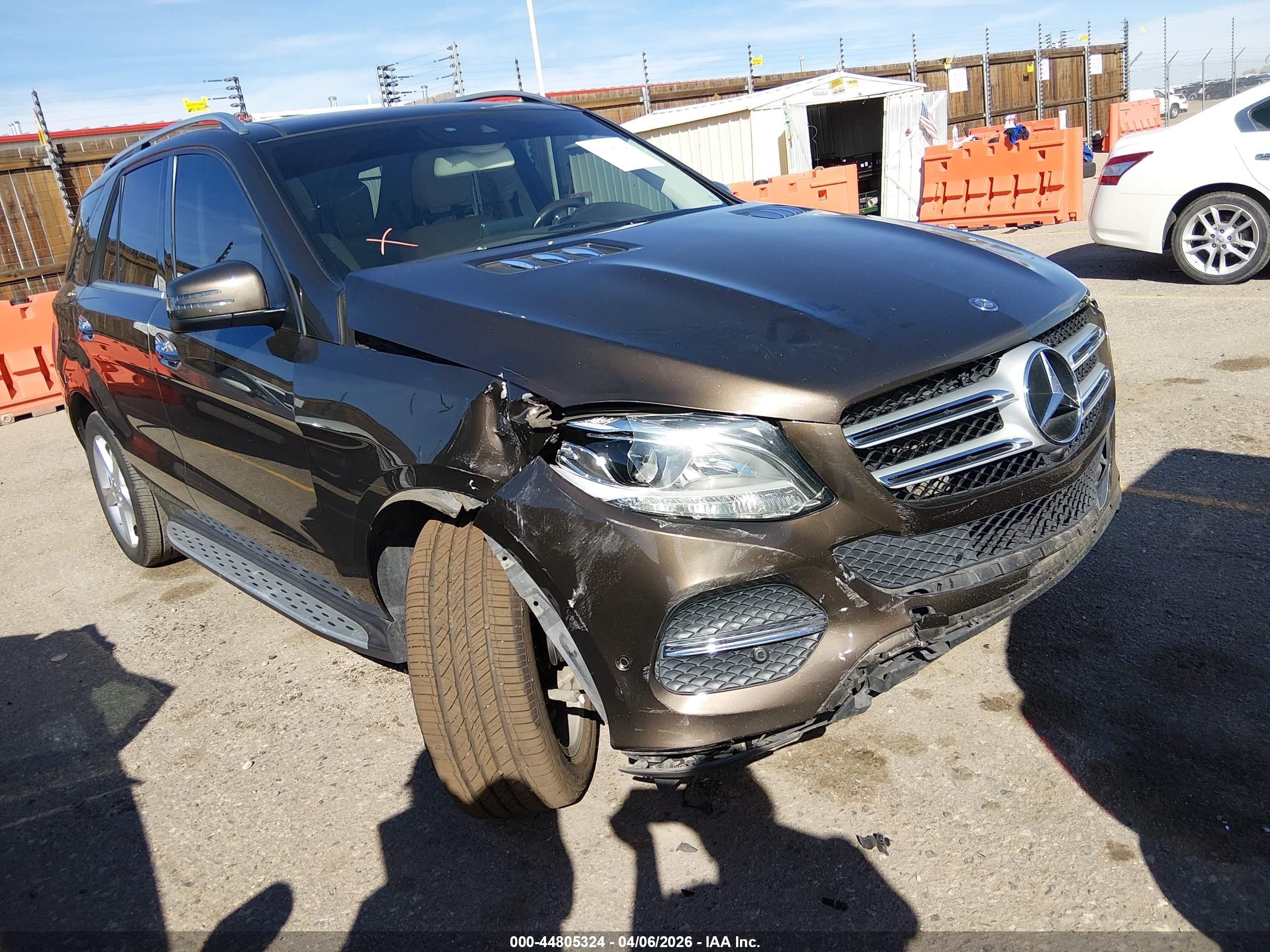 2017 Mercedes-Benz GLE 350, VIN 4JGDA5HB8HA818403 — Front end