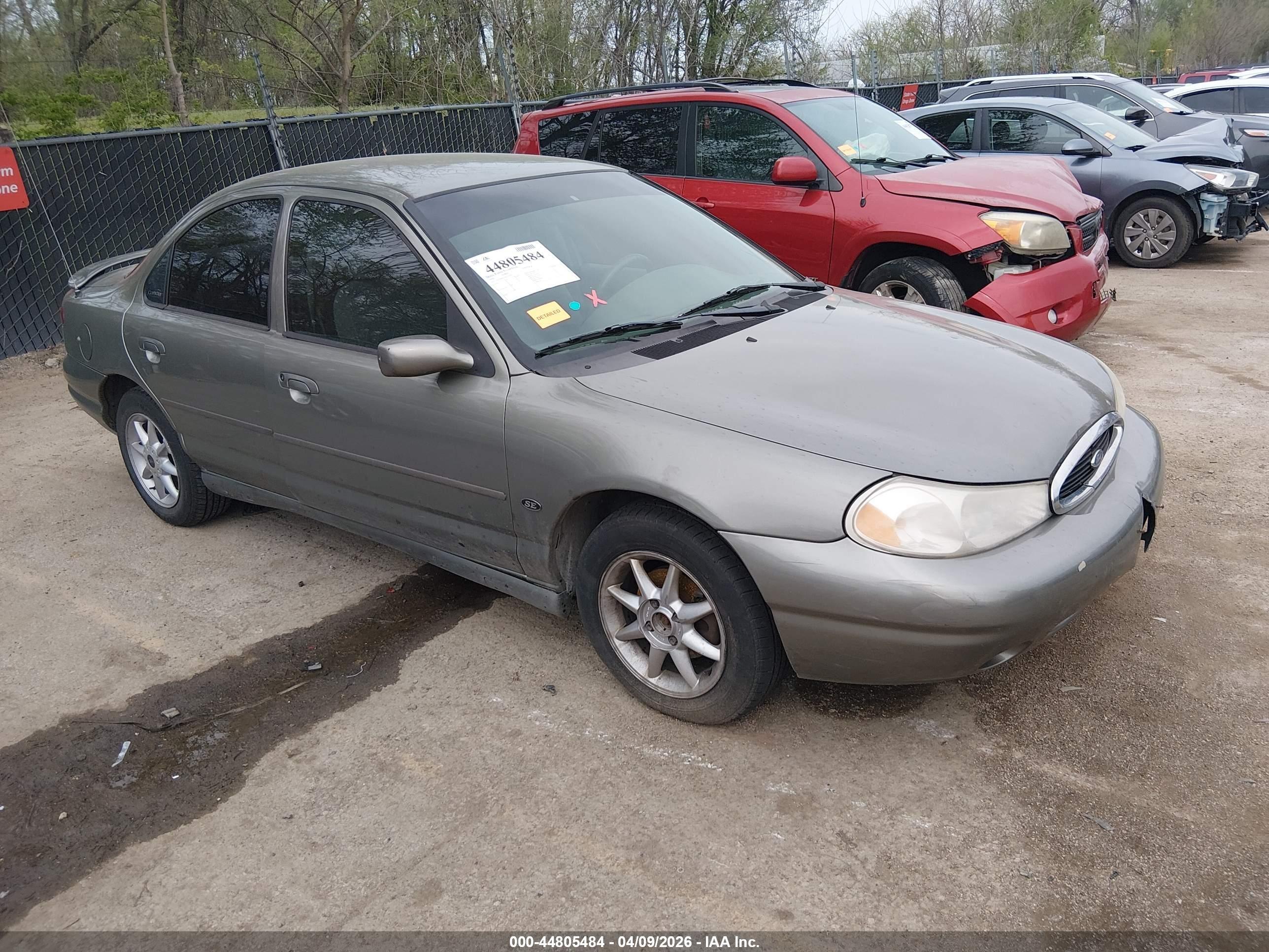 1999 Ford Contour SE Fleet, VIN 1FAFP66L5XK191056 — Front end