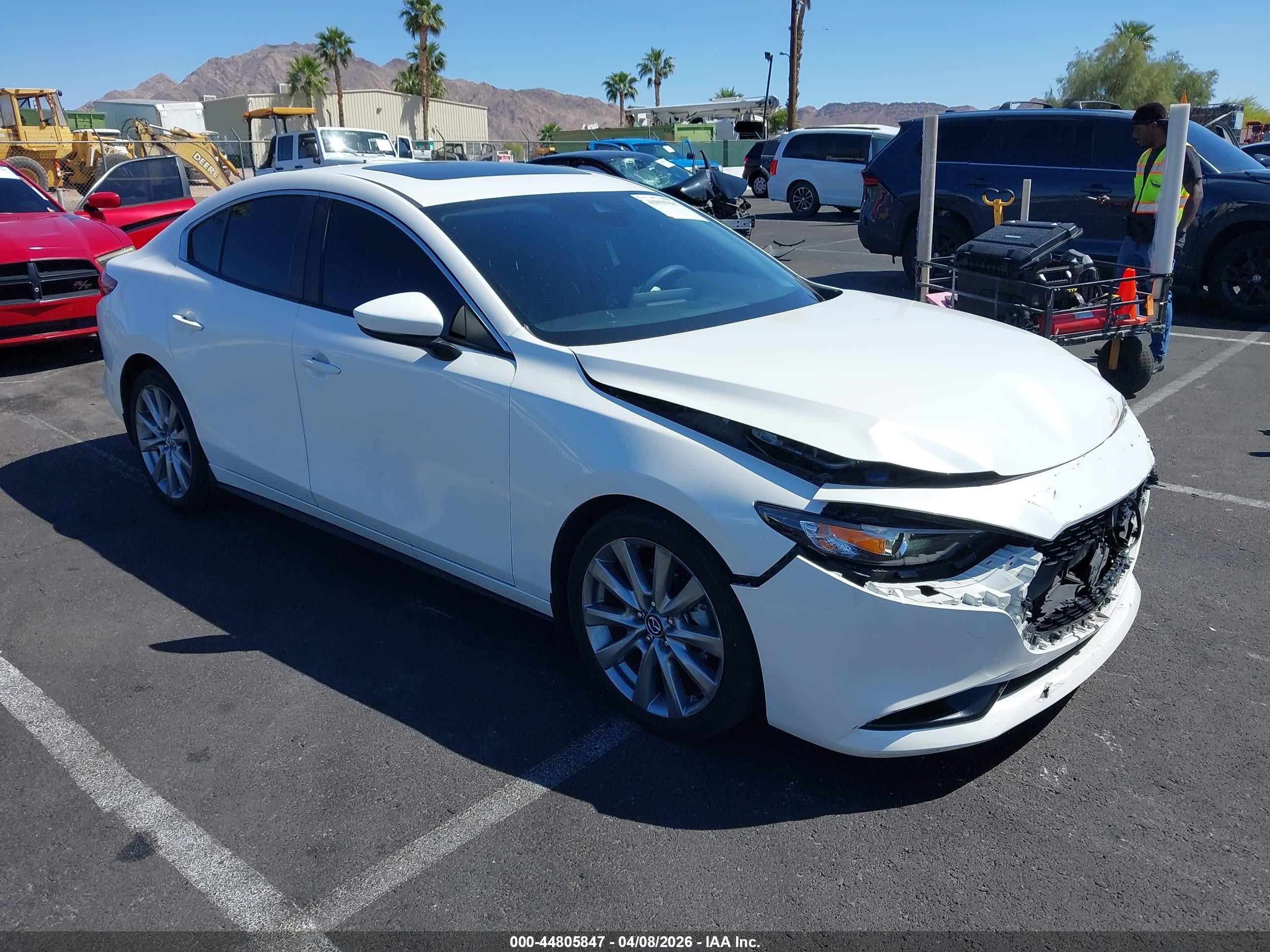 2023 Mazda 3 S Carbon Edition, VIN 3MZBPACM4PM374107 — Front end