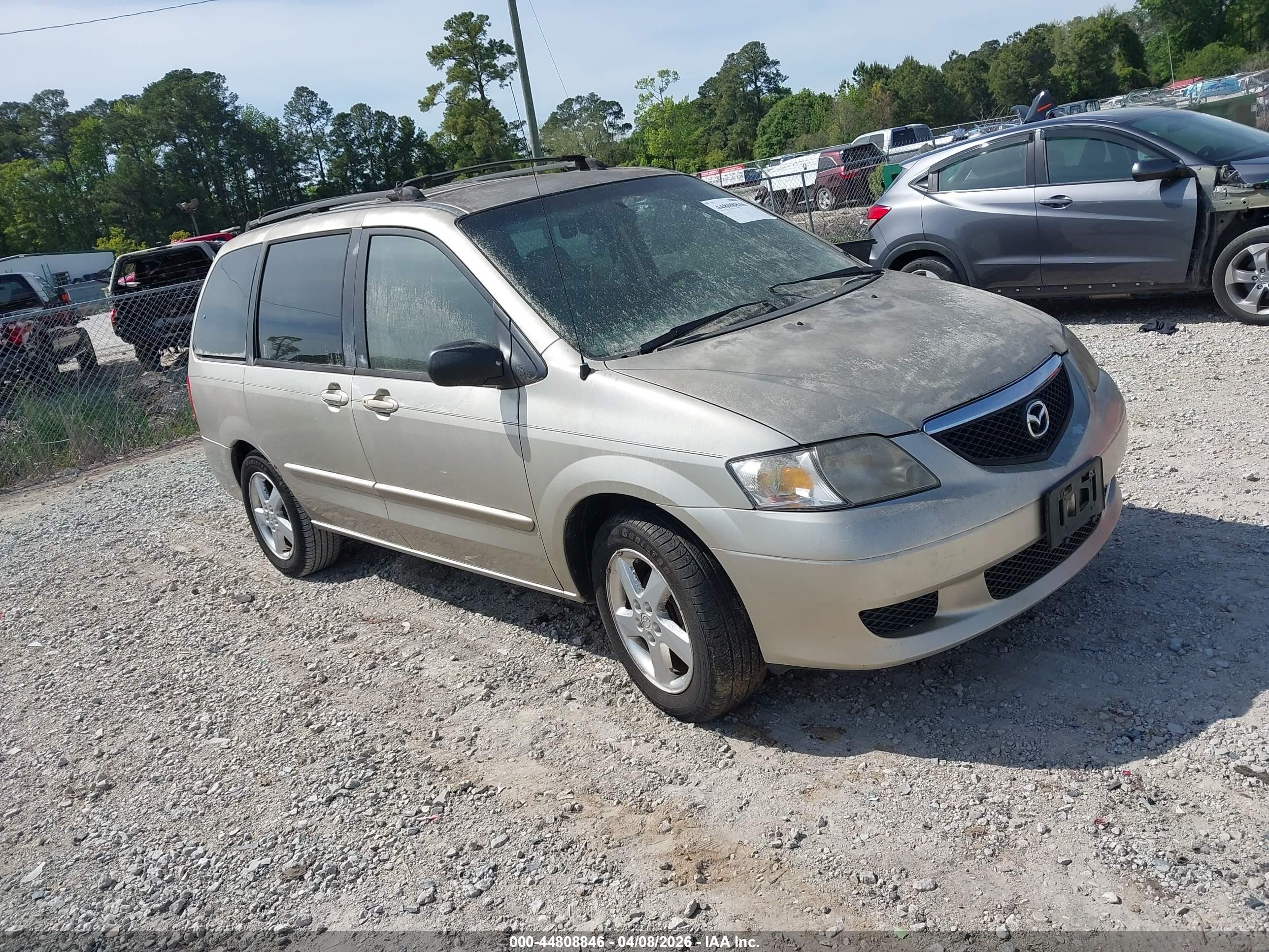 2002 Mazda MPV LX, VIN JM3LW28J920305804 — Normal wear
