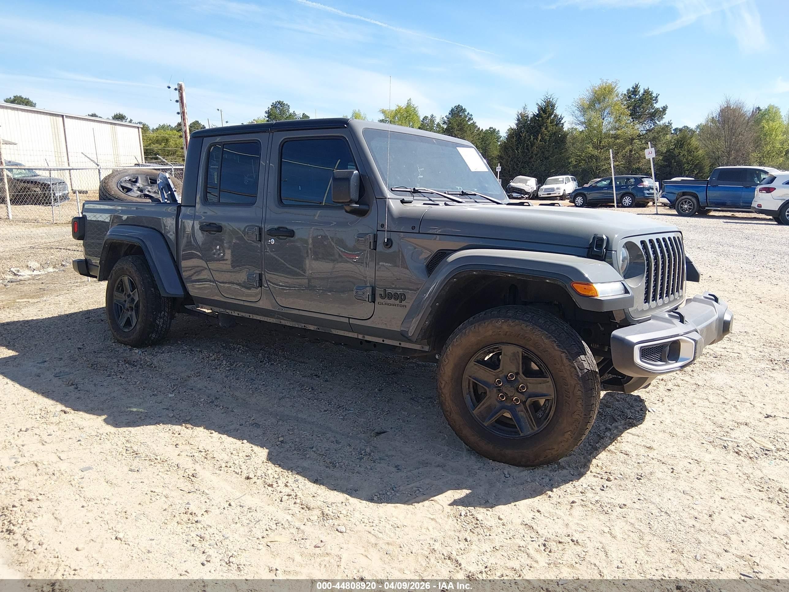 2021 Jeep Gladiator Sport S, VIN 1C6JJTAG6ML574144 — Rear end