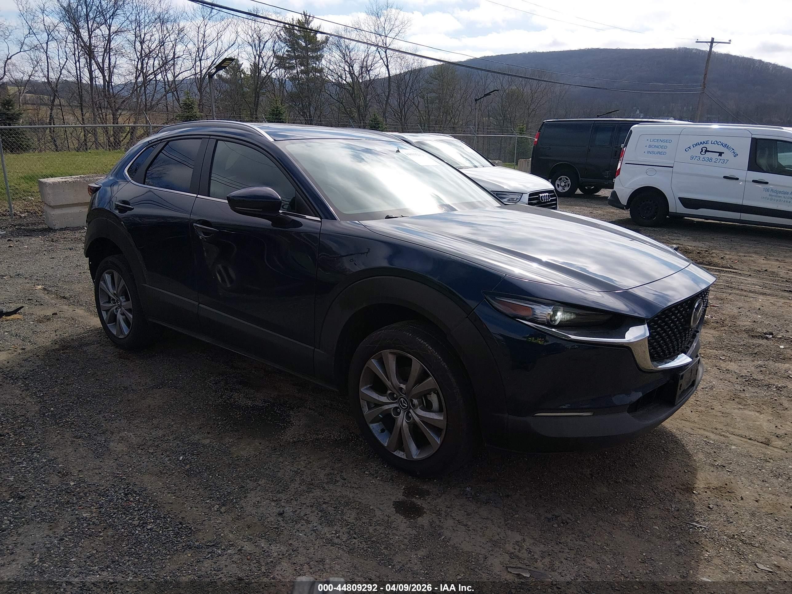 2022 Mazda CX-30 S Carbon Edition, VIN 3MVDMBCL5NM430990 — Rear end