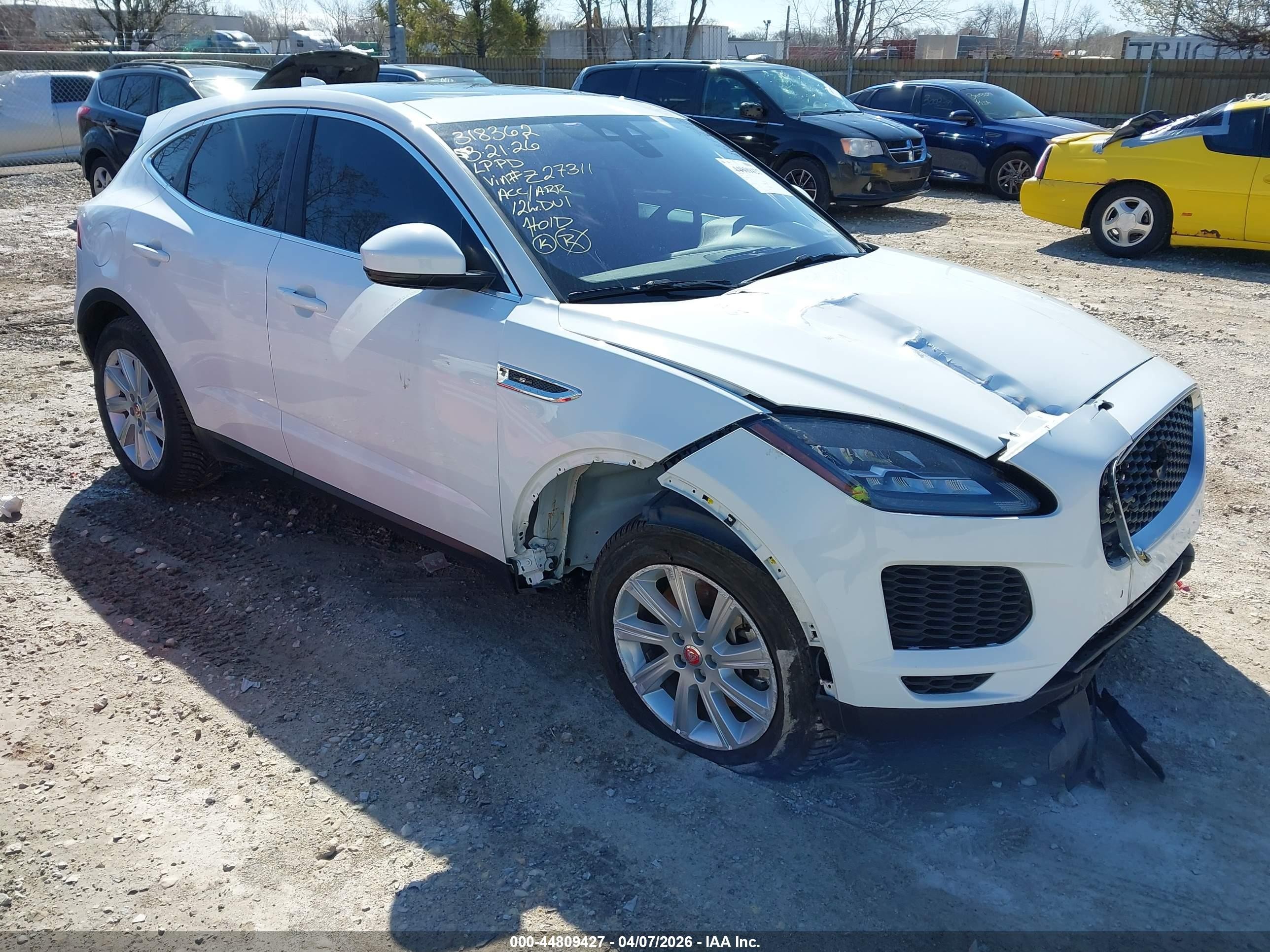 2018 Jaguar E-Pace S, VIN SADFJ2FX5J1Z27311 — Front end