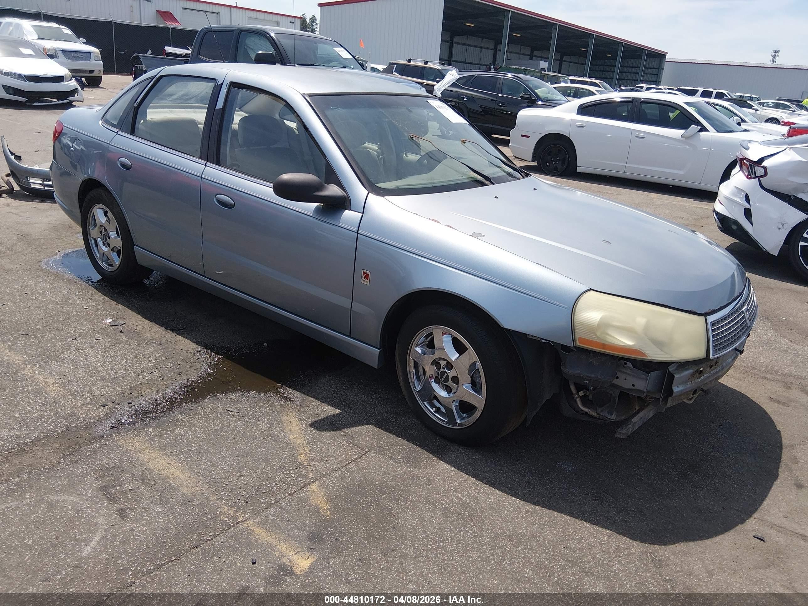 2005 Saturn L, VIN 1G8JD54R95Y500711 — Front end