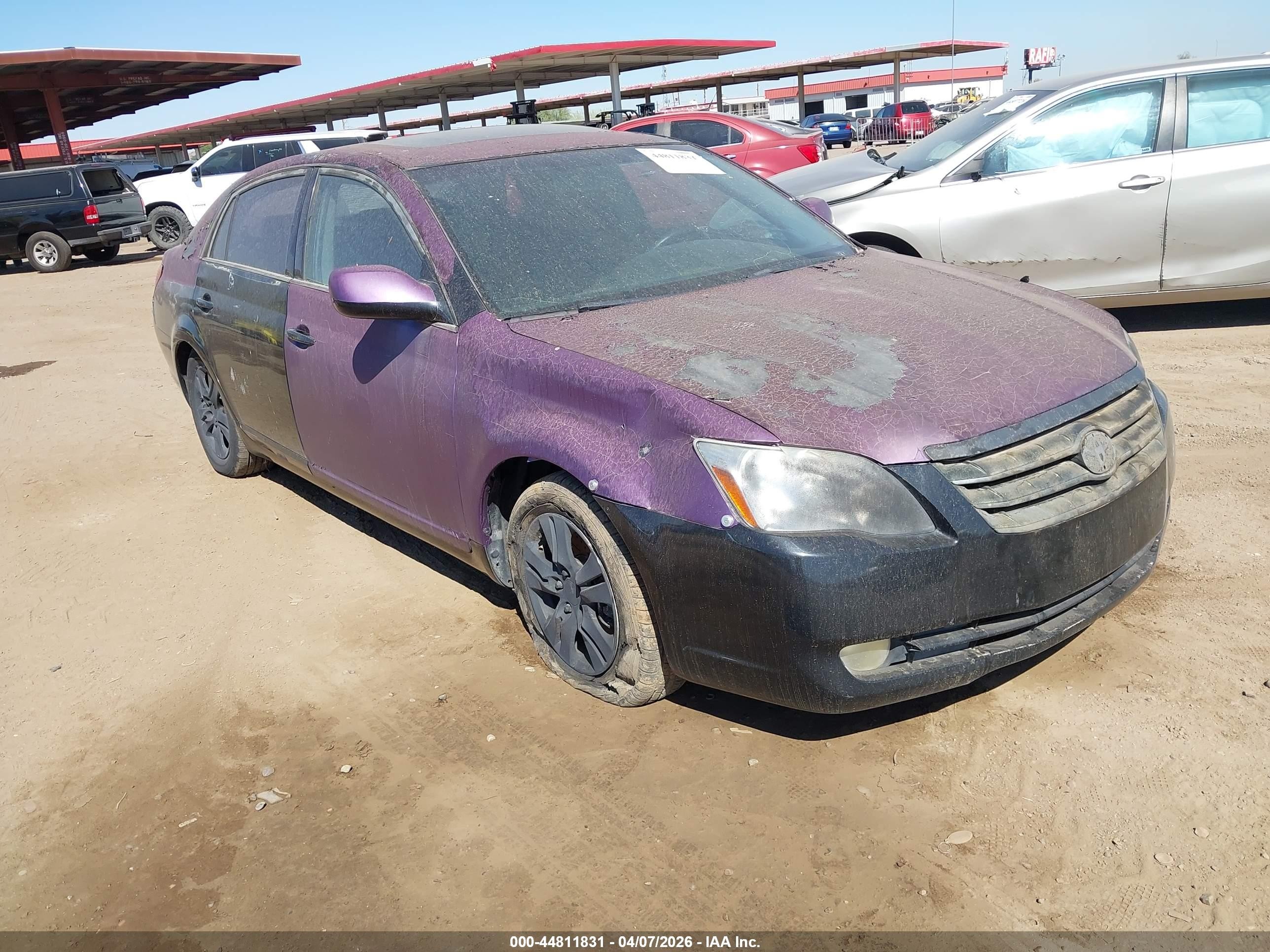 2006 Toyota Avalon Limited, VIN 4T1BK36B56U083287 — Front end