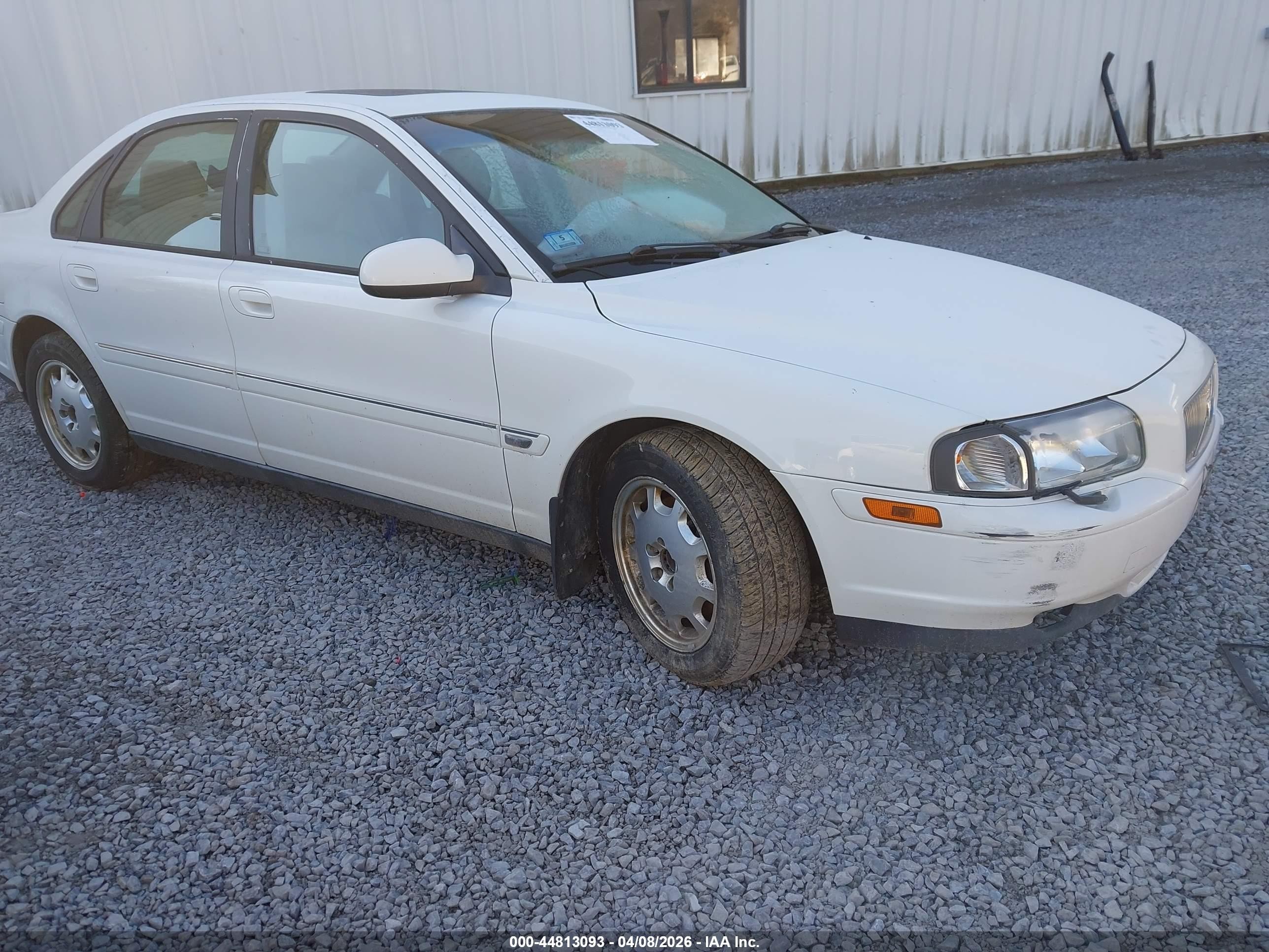 2003 Volvo S80 2.9L, VIN YV1TS92D031309665 — Front end