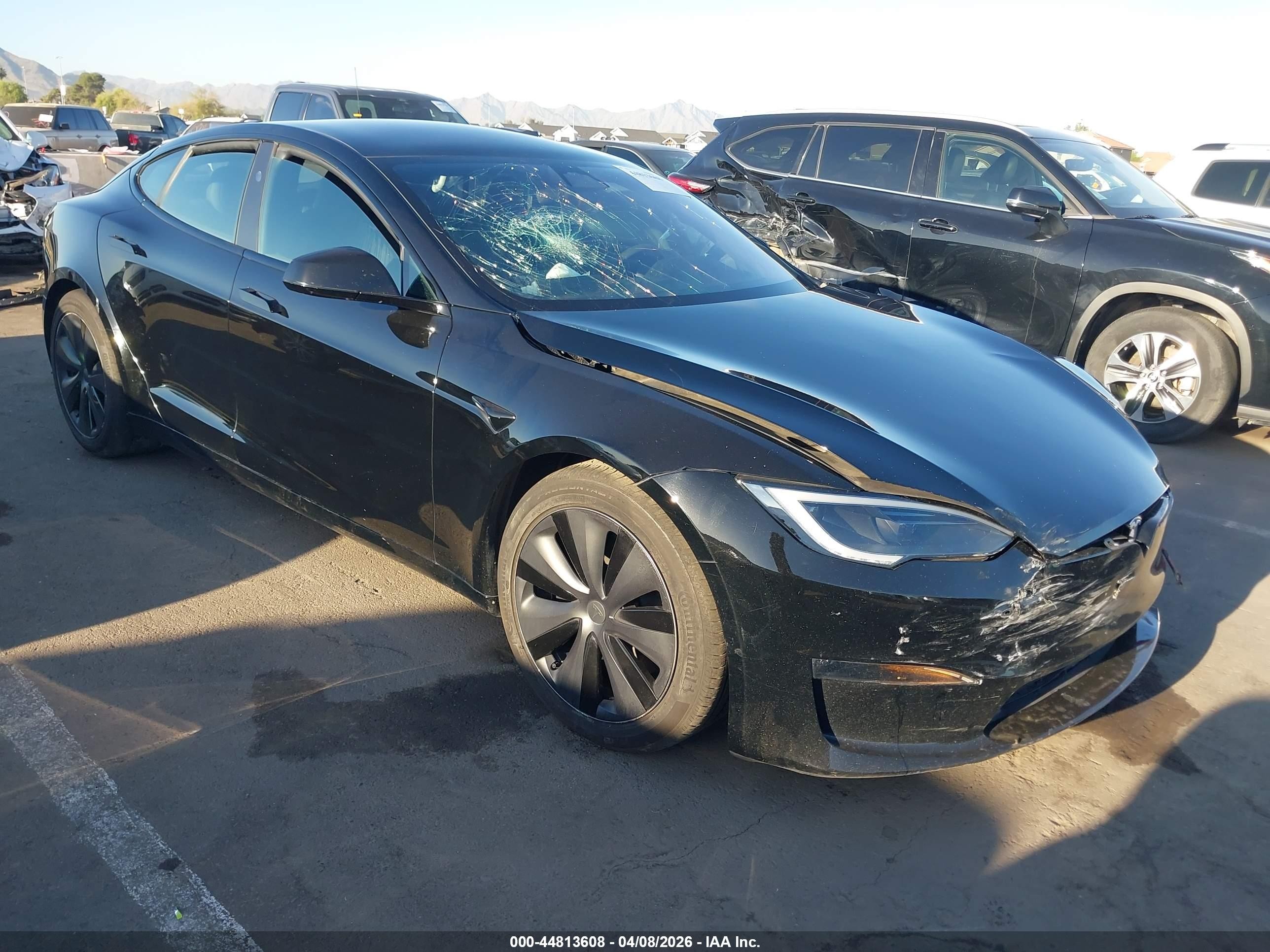 2023 Tesla Model S, VIN 5YJSA1E58PF522144 — Front end