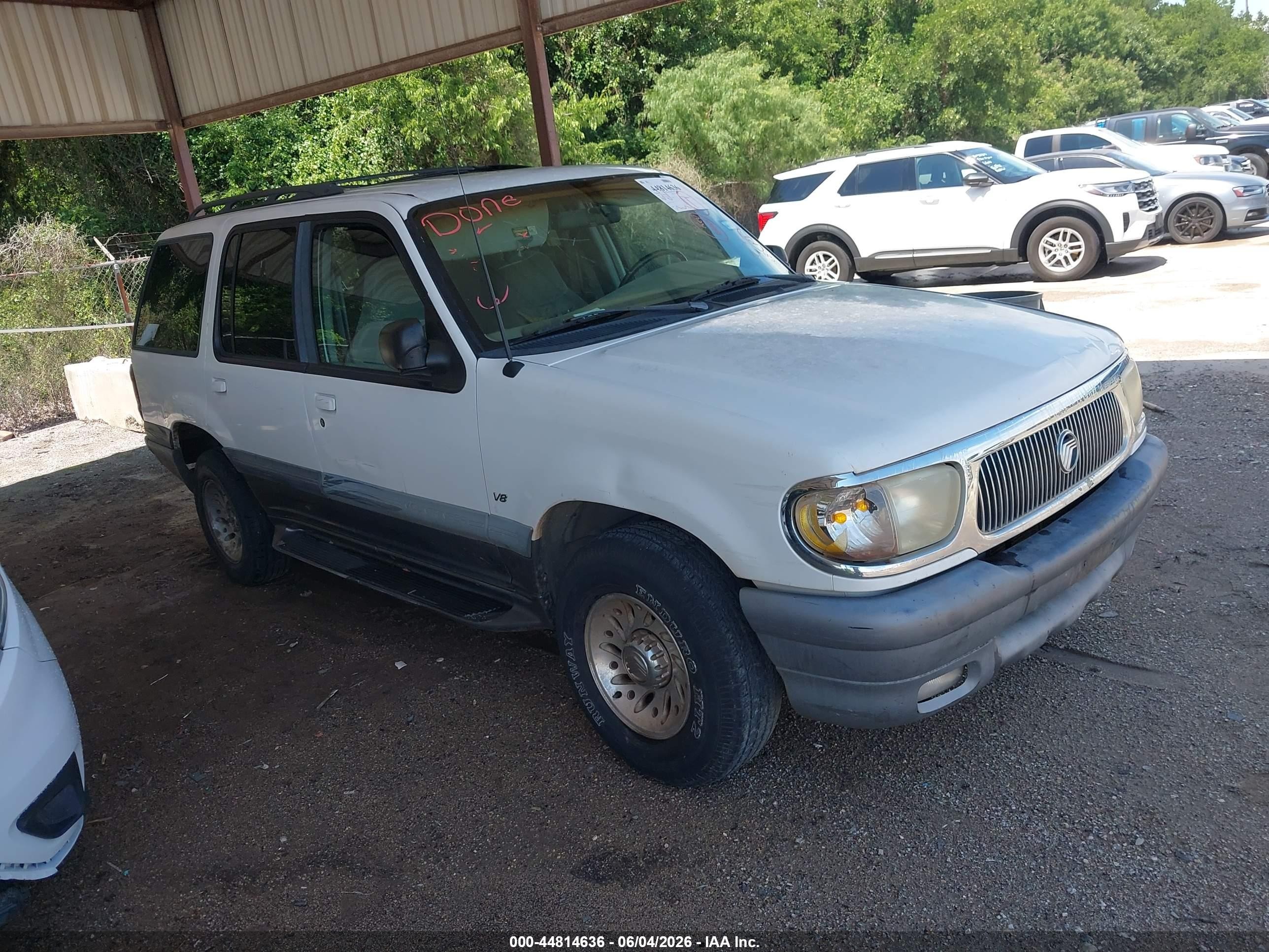1998 Mercury Mountaineer, VIN 4M2ZU52P2WUJ10272 — Normal wear