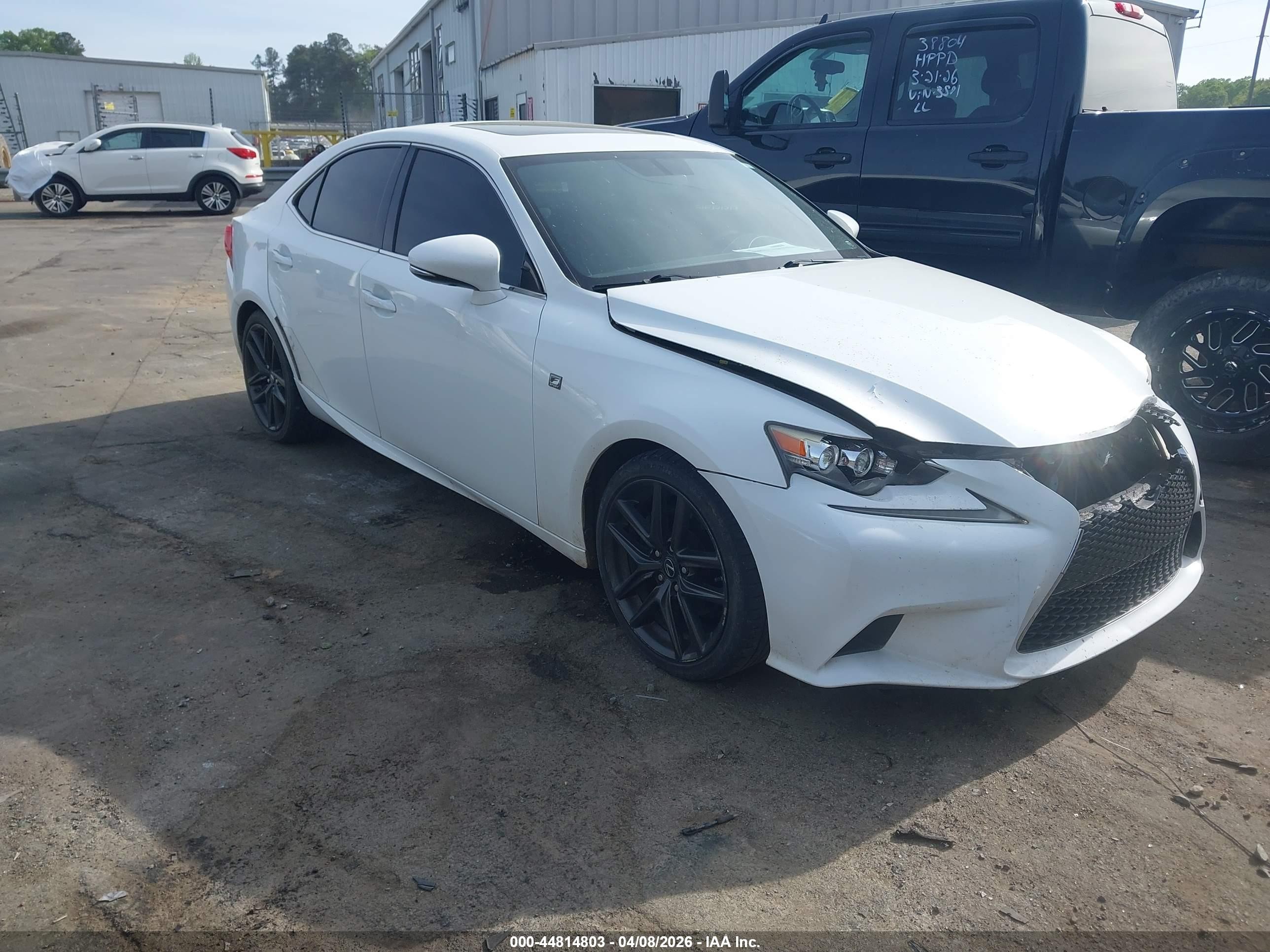 2014 Lexus IS 250, VIN JTHBF1D21E5022025 — Front end
