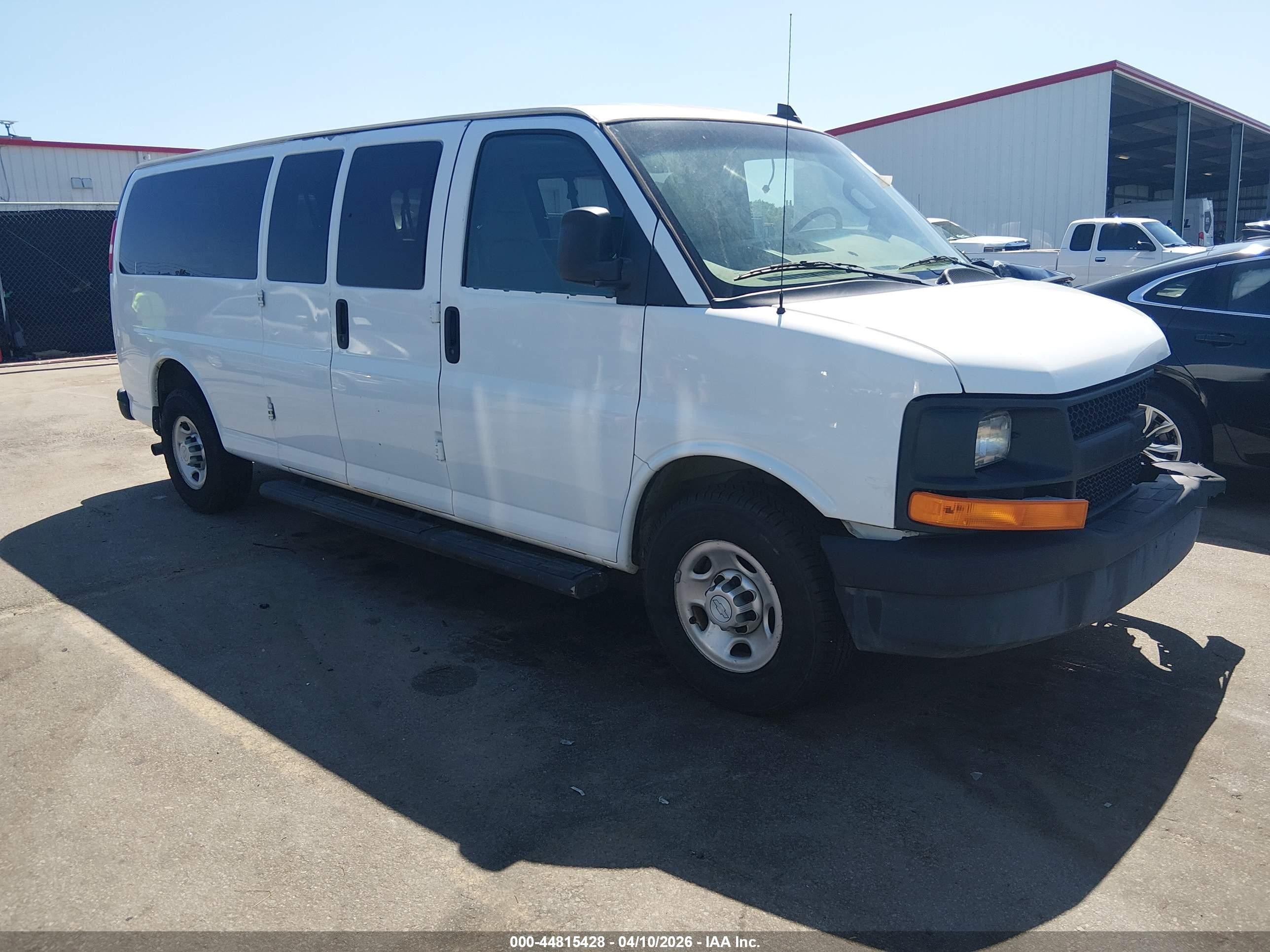 2016 Chevrolet Express Passenger LS, VIN 1GAZGNFFXG1210355 — All over