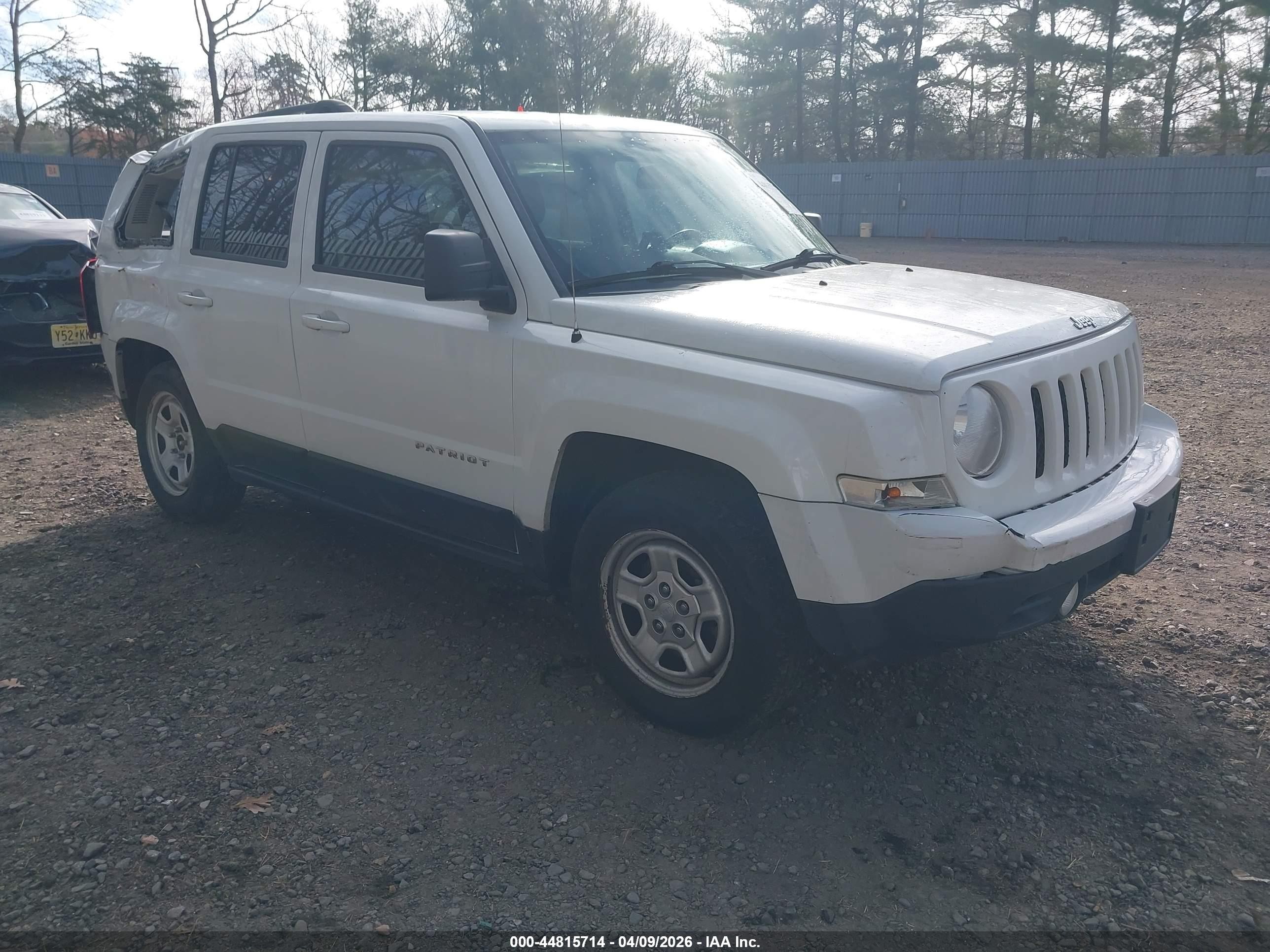 2016 Jeep Patriot Sport, VIN 1C4NJPBA2GD659329 — Storm