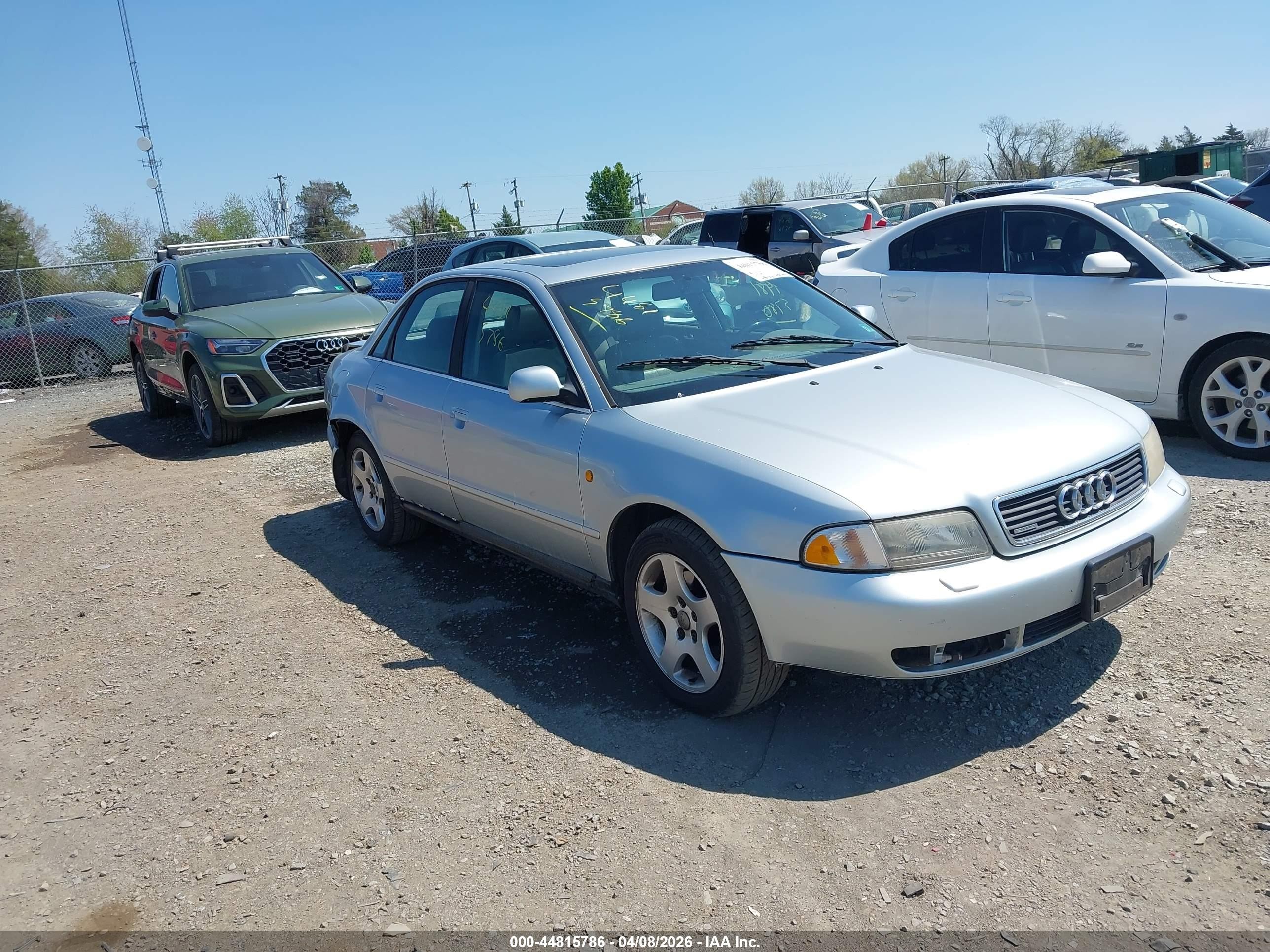 1998 Audi A4, VIN WAUED28D5WA223163 — Зад
